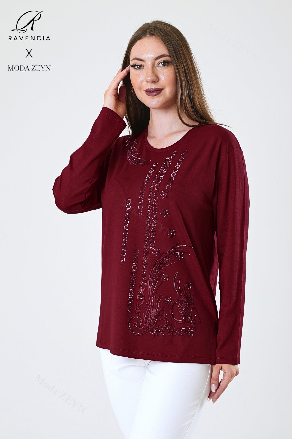 Kadın Halka Şerit Desen Taşlı Işlemeli Yırtmaçlı Likralı Viskon Anne Penye Bluz