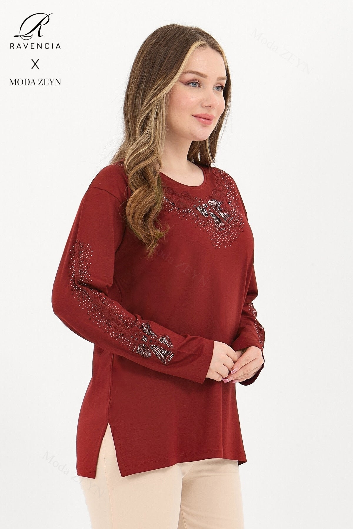 Kadın Orta Yaş Ve Üzeri Viskon Fiyonk Desen Taşlı Işlemeli Likralı Anne Penye Bluz