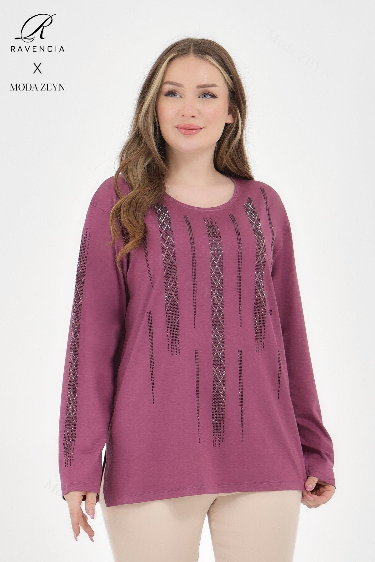 Kadın Orta Yaş Ve Üzeri Viskon Düz Cizgi Taşlı İşlemeli Likralı Lacivert Anne Penye Bluz