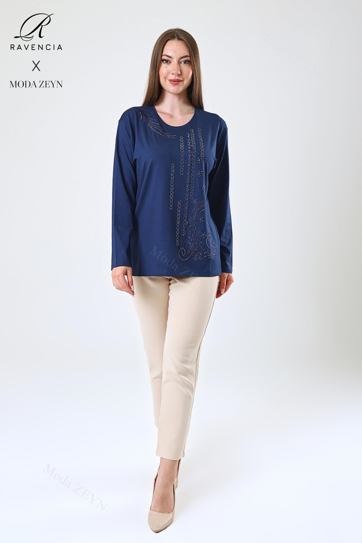 Kadın Halka Şerit Desen Taşlı Işlemeli Yırtmaçlı Likralı Viskon Anne Penye Bluz