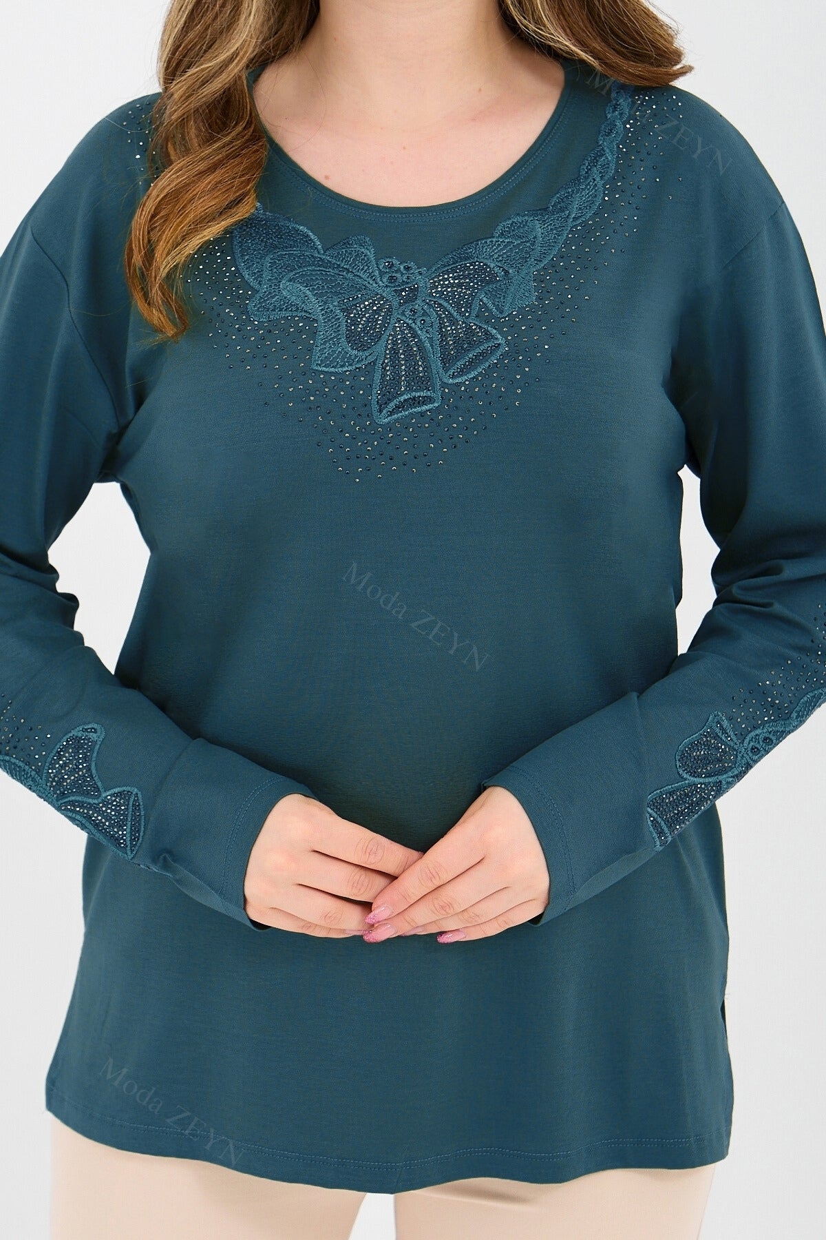 Kadın Orta Yaş Ve Üzeri Viskon Fiyonk Desen Taşlı Işlemeli Likralı Anne Penye Bluz