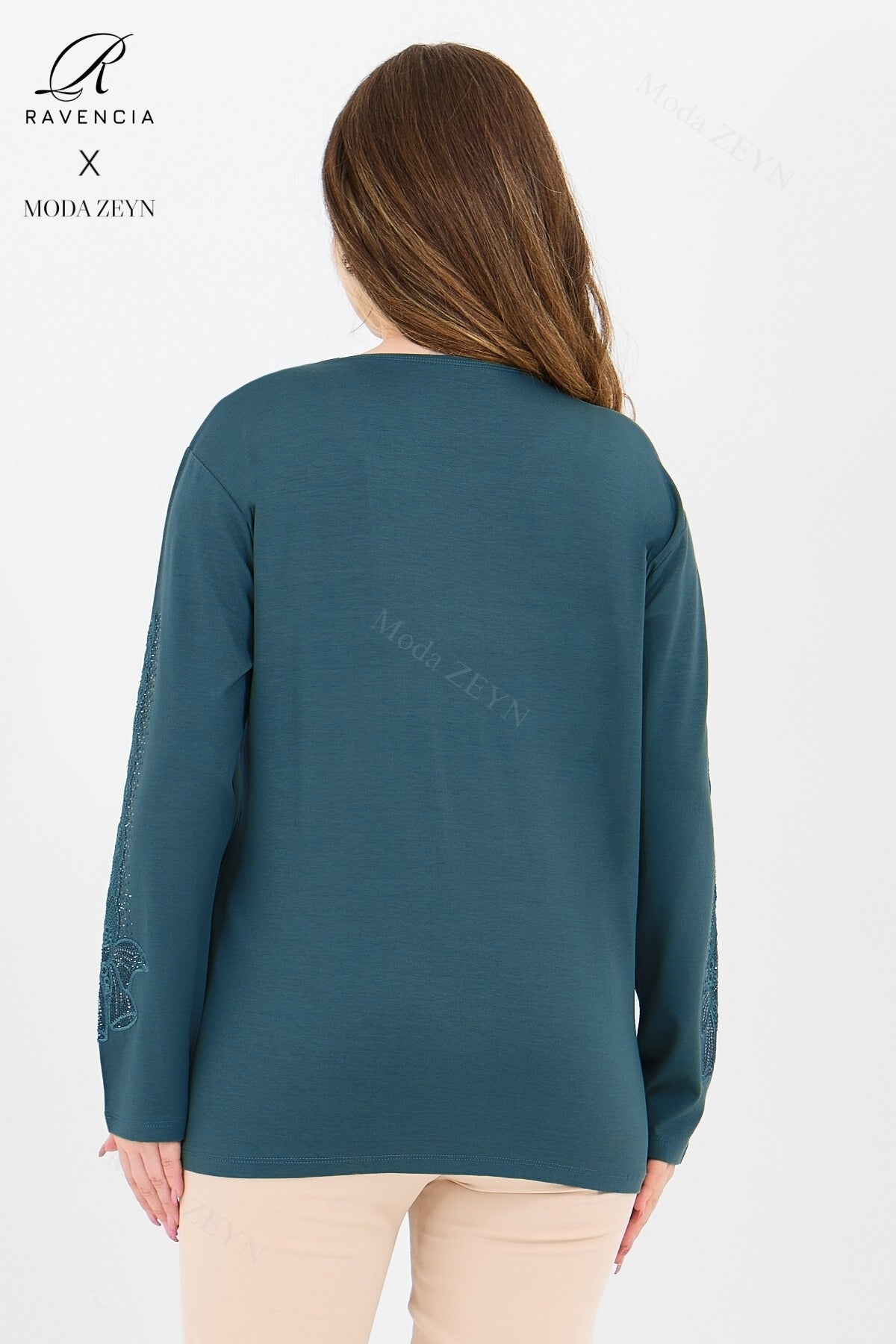 Kadın Orta Yaş Ve Üzeri Viskon Fiyonk Desen Taşlı Işlemeli Likralı Anne Penye Bluz