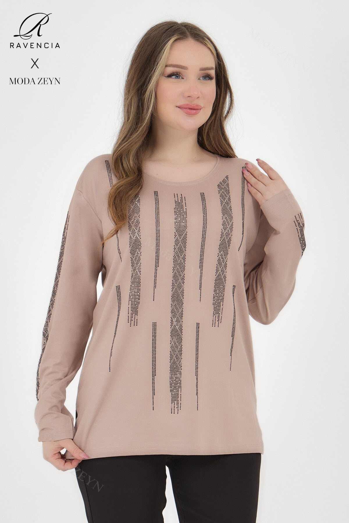 Kadın Orta Yaş Ve Üzeri Viskon Düz Cizgi Taşlı İşlemeli Likralı Lacivert Anne Penye Bluz