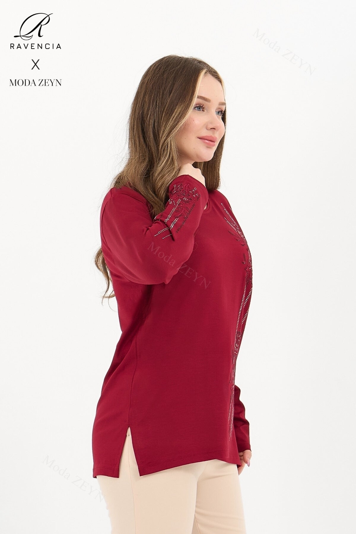 Kadın Şerit Desen Taşlı Işlemeli Yırtmaçlı Likralı Viskon Anne Penye Bluz