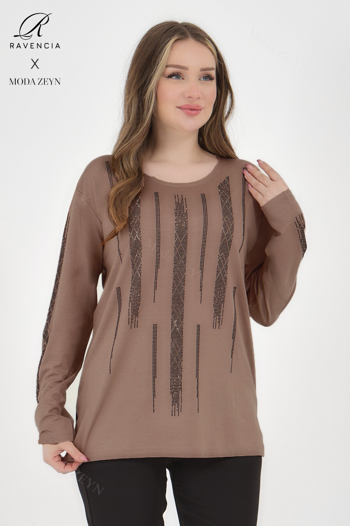 Kadın Orta Yaş Ve Üzeri Viskon Düz Cizgi Taşlı İşlemeli Likralı Lacivert Anne Penye Bluz