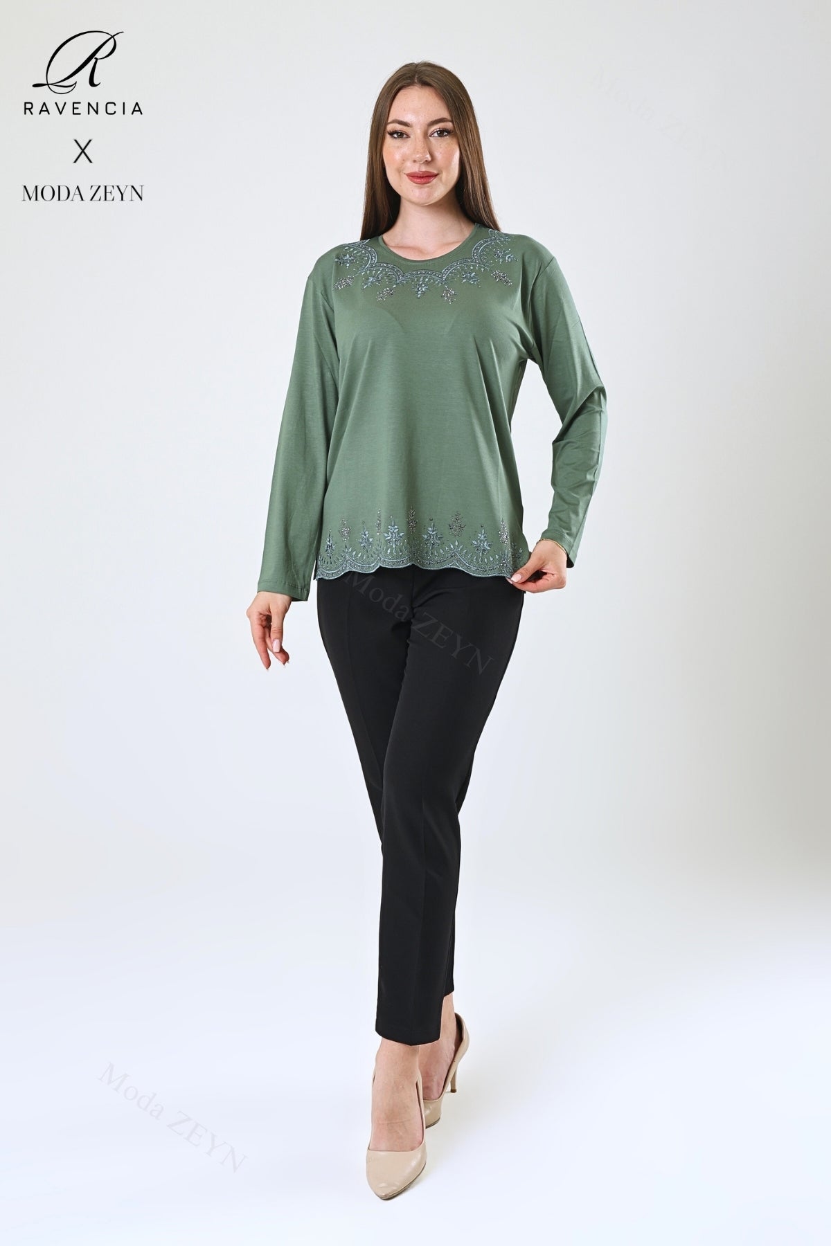 Kadın Orta Yaş Ve Üzeri Viskon Yaprak Desenli Eteği Yakası Taşlı Işlemeli Likralı Zümrüt Anne Penye