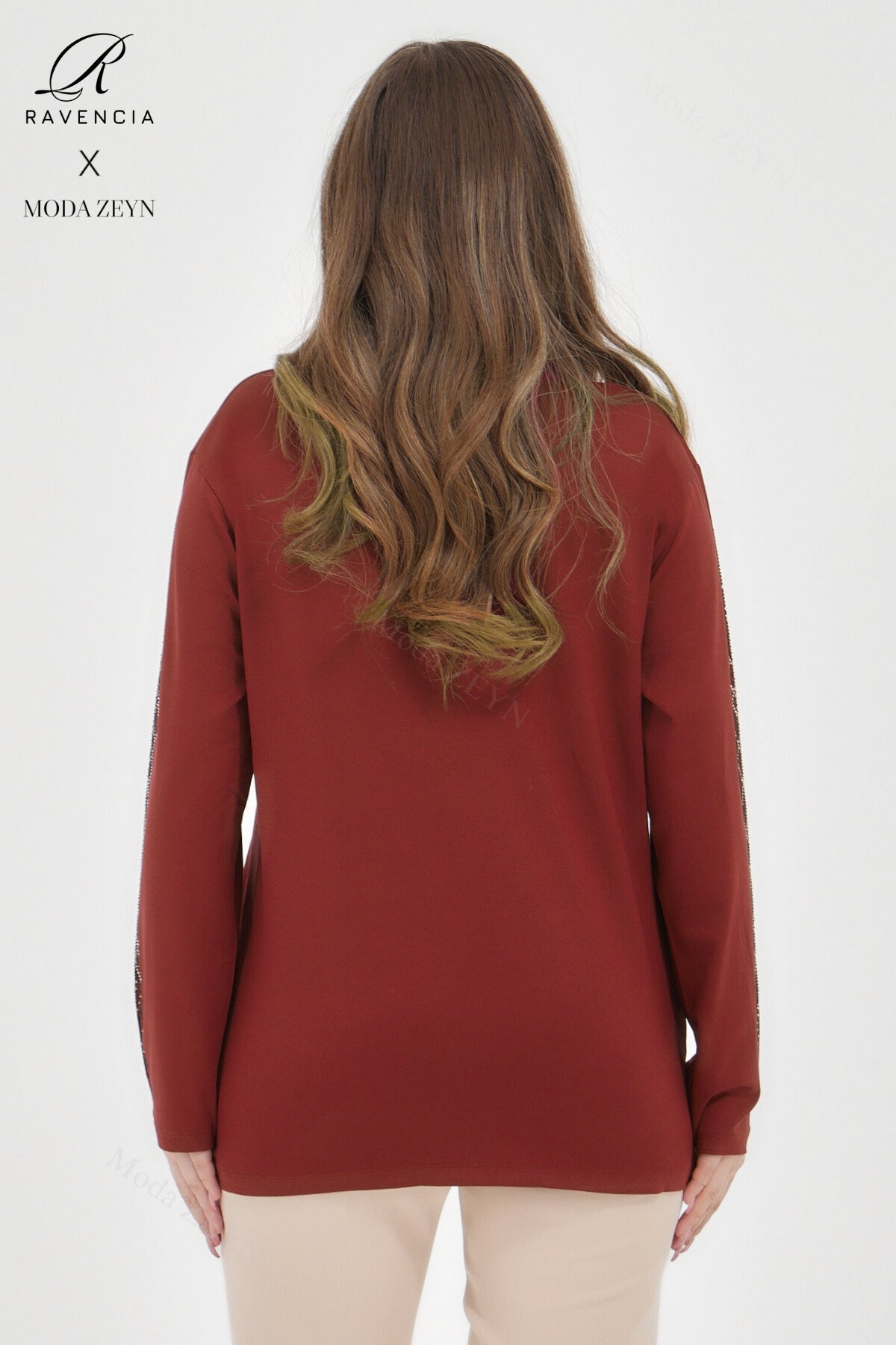 Kadın Viskon Düz Cizgi Taşlı İşlemeli Likralı Anne Penye Bluz