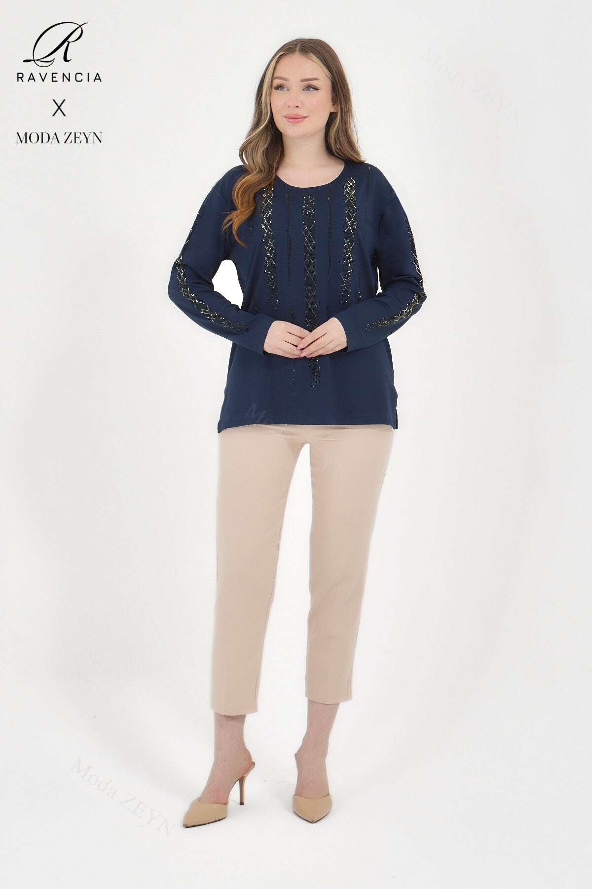 Kadın Orta Yaş Ve Üzeri Viskon Düz Cizgi Taşlı İşlemeli Likralı Lacivert Anne Penye Bluz