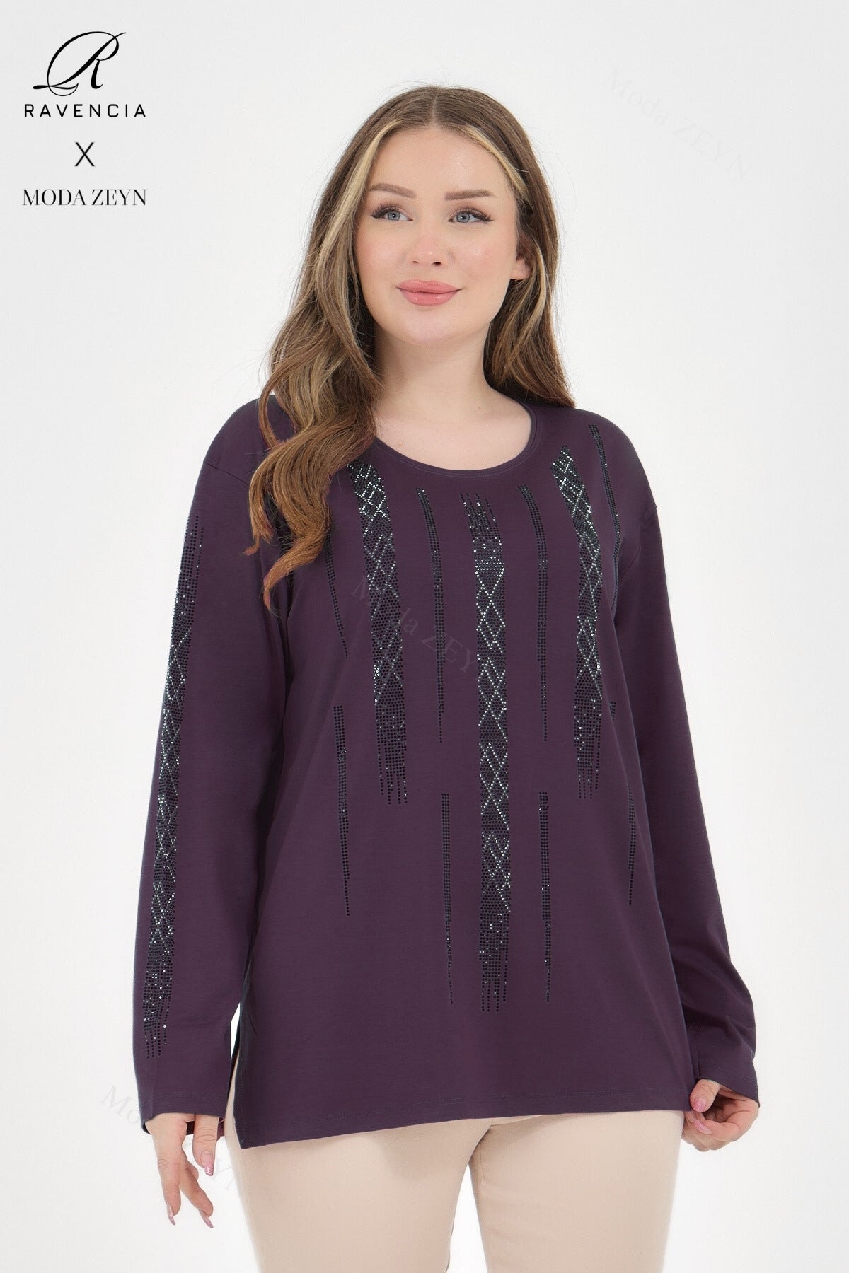 Kadın Orta Yaş Ve Üzeri Viskon Düz Cizgi Taşlı İşlemeli Likralı Lacivert Anne Penye Bluz