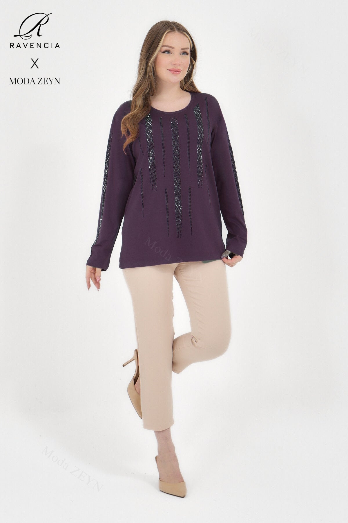 Kadın Orta Yaş Ve Üzeri Viskon Düz Cizgi Taşlı İşlemeli Likralı Lacivert Anne Penye Bluz