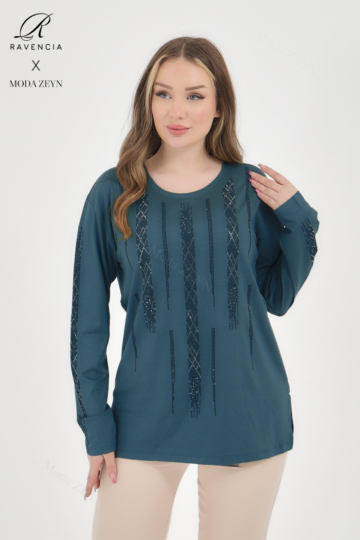 Kadın Viskon Düz Cizgi Taşlı İşlemeli Likralı Anne Penye Bluz