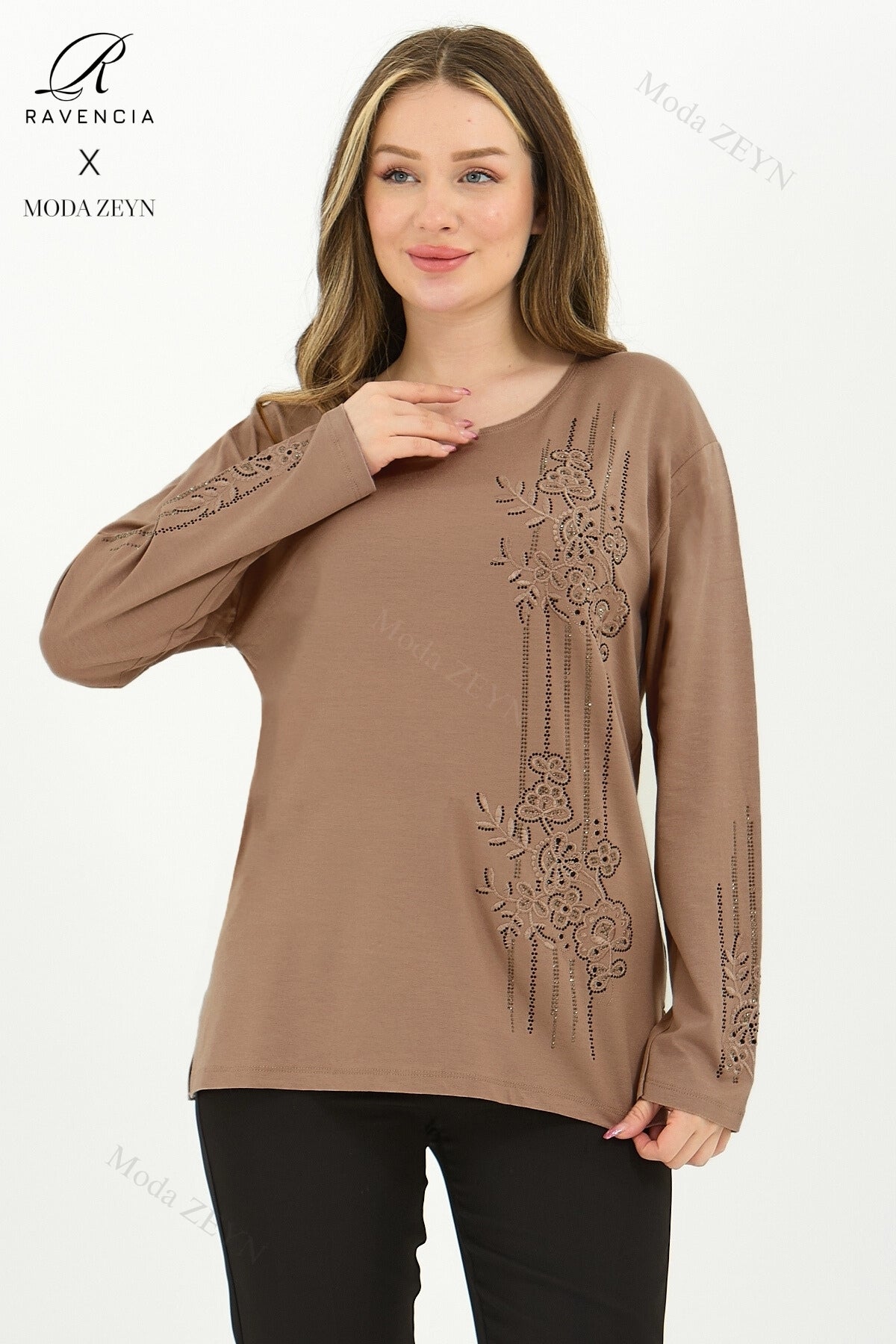 Kadın Şerit Desen Taşlı Işlemeli Yırtmaçlı Likralı Viskon Anne Penye Bluz