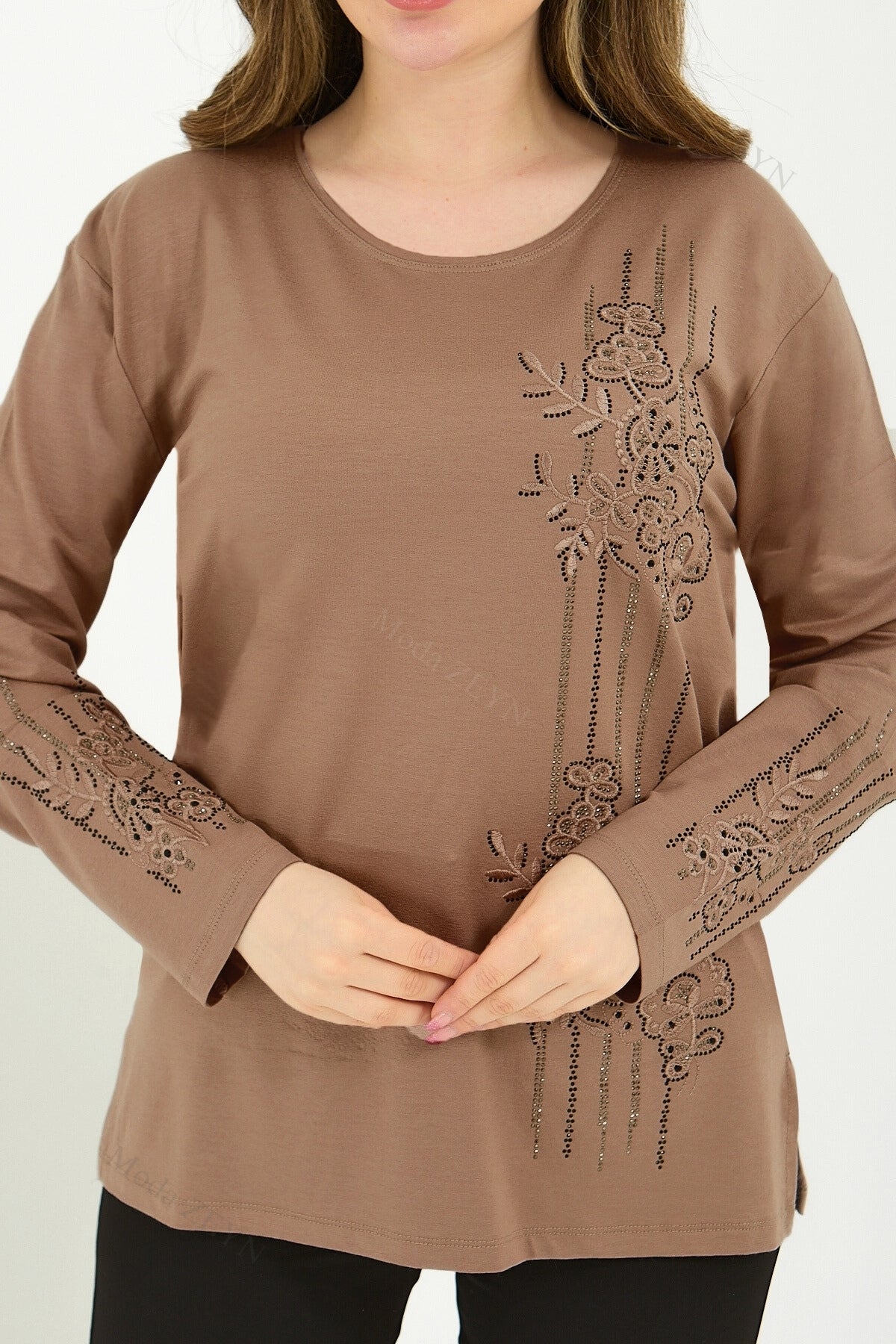 Kadın Orta Yaş Ve Üzeri Viskon Şerit Desen Taşlı Işlemeli Likralı Koyu Kahverengi Anne Penye Bluz