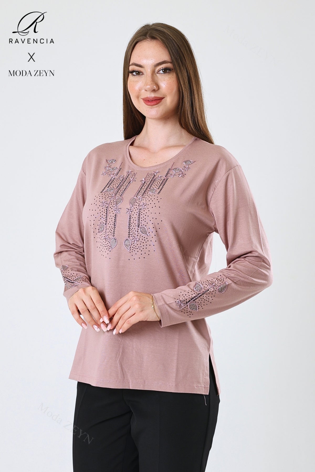 Kadın Çift Damla Dal Desenli Taşlı Işlemeli Yırtmaçlı Likralı Viskon Anne Penye Bluz