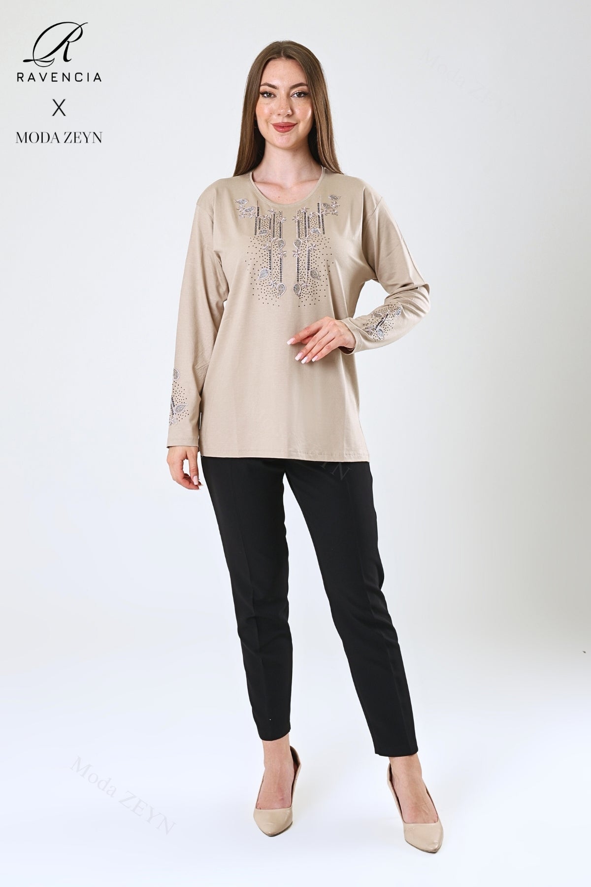 Kadın Çift Damla Dal Desenli Taşlı Işlemeli Yırtmaçlı Likralı Viskon Anne Penye Bluz