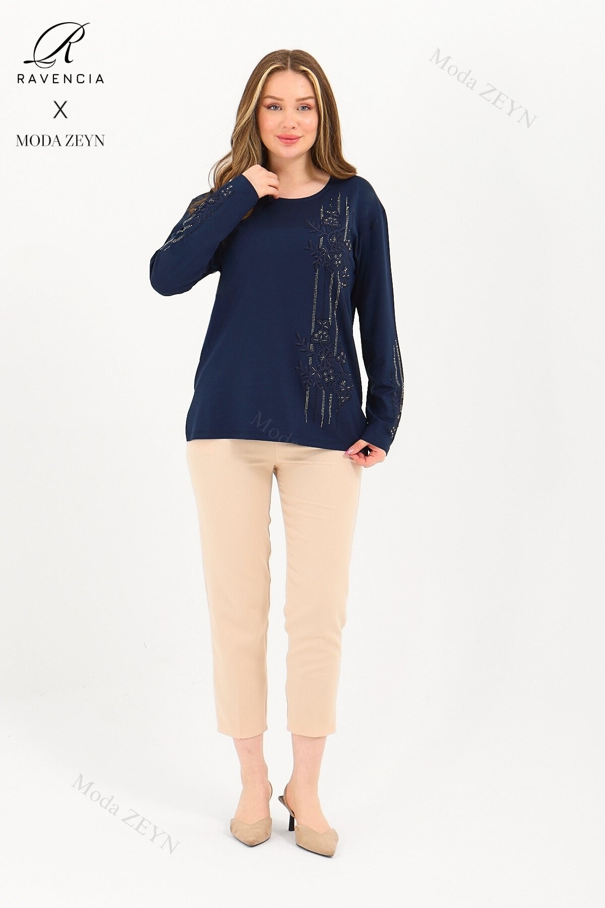 Kadın Şerit Desen Taşlı Işlemeli Yırtmaçlı Likralı Viskon Anne Penye Bluz