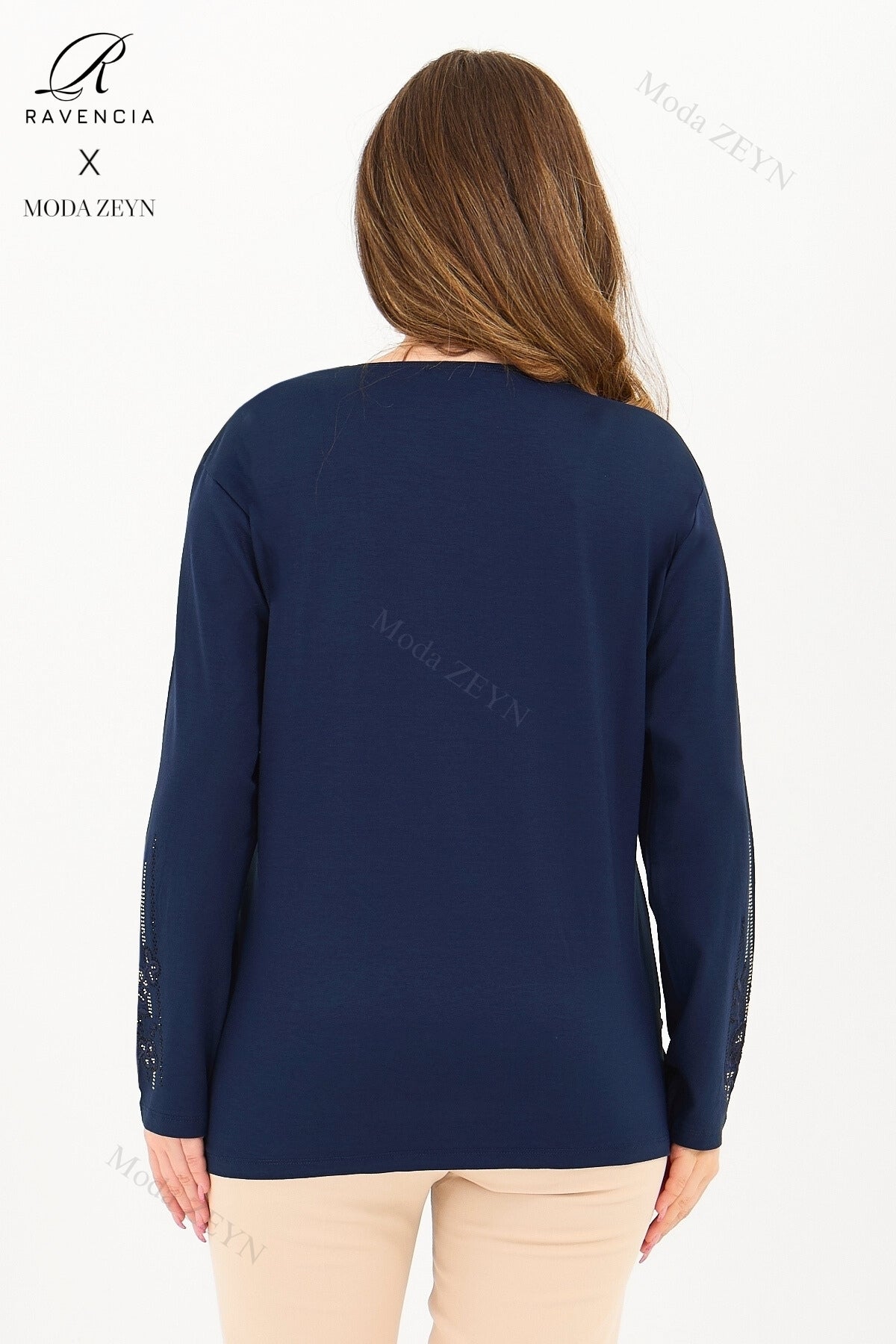 Kadın Şerit Desen Taşlı Işlemeli Yırtmaçlı Likralı Viskon Anne Penye Bluz