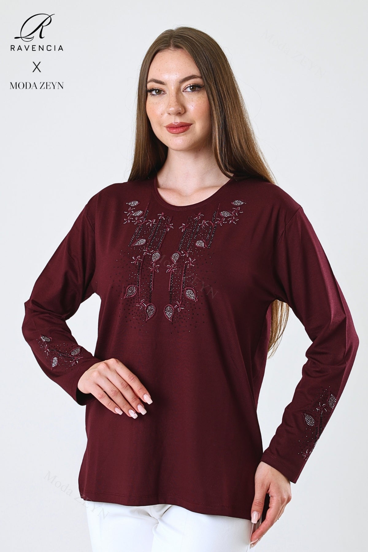 Kadın Çift Damla Dal Desenli Taşlı Işlemeli Yırtmaçlı Likralı Viskon Anne Penye Bluz