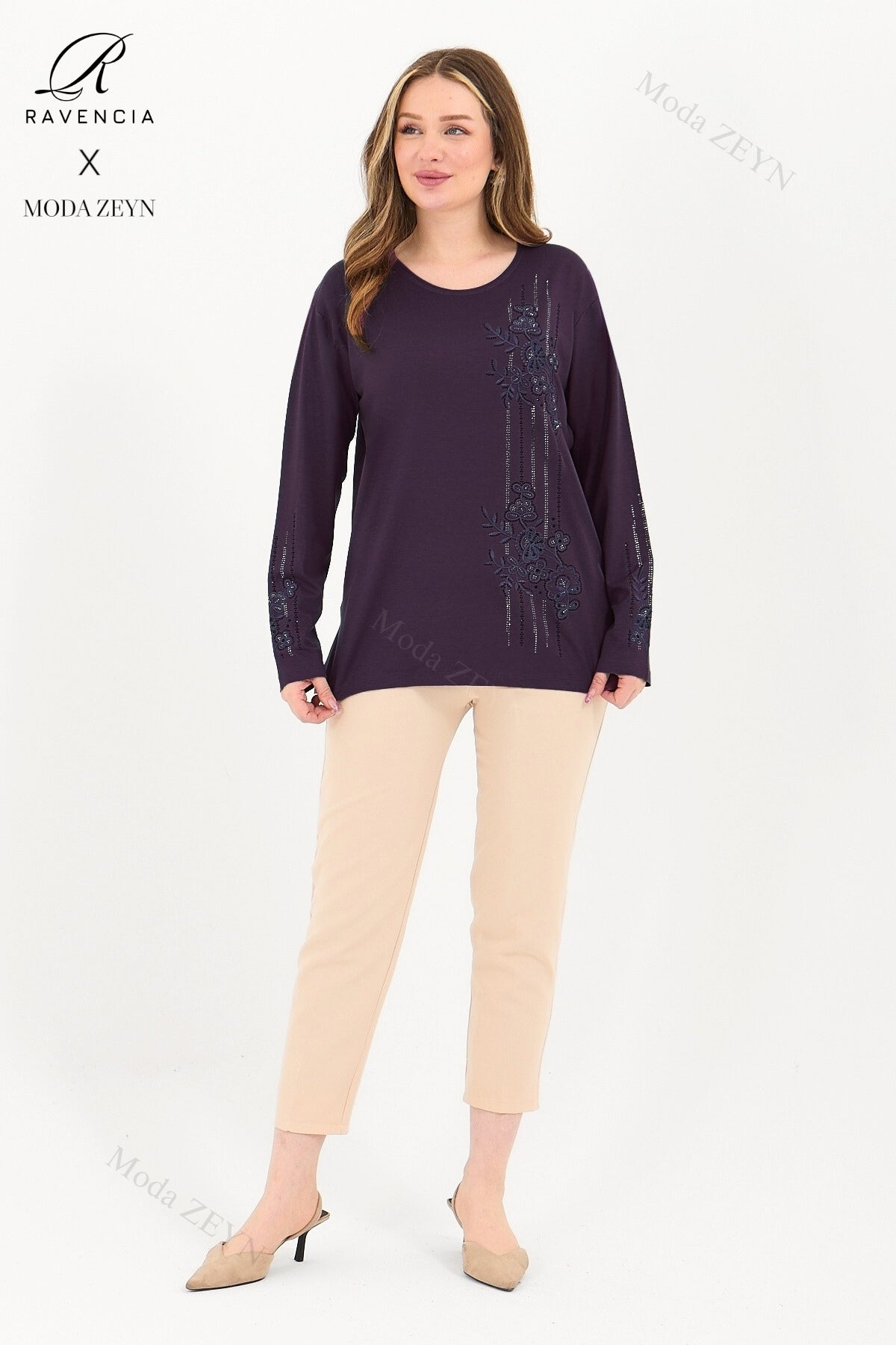 Kadın Şerit Desen Taşlı Işlemeli Yırtmaçlı Likralı Viskon Anne Penye Bluz