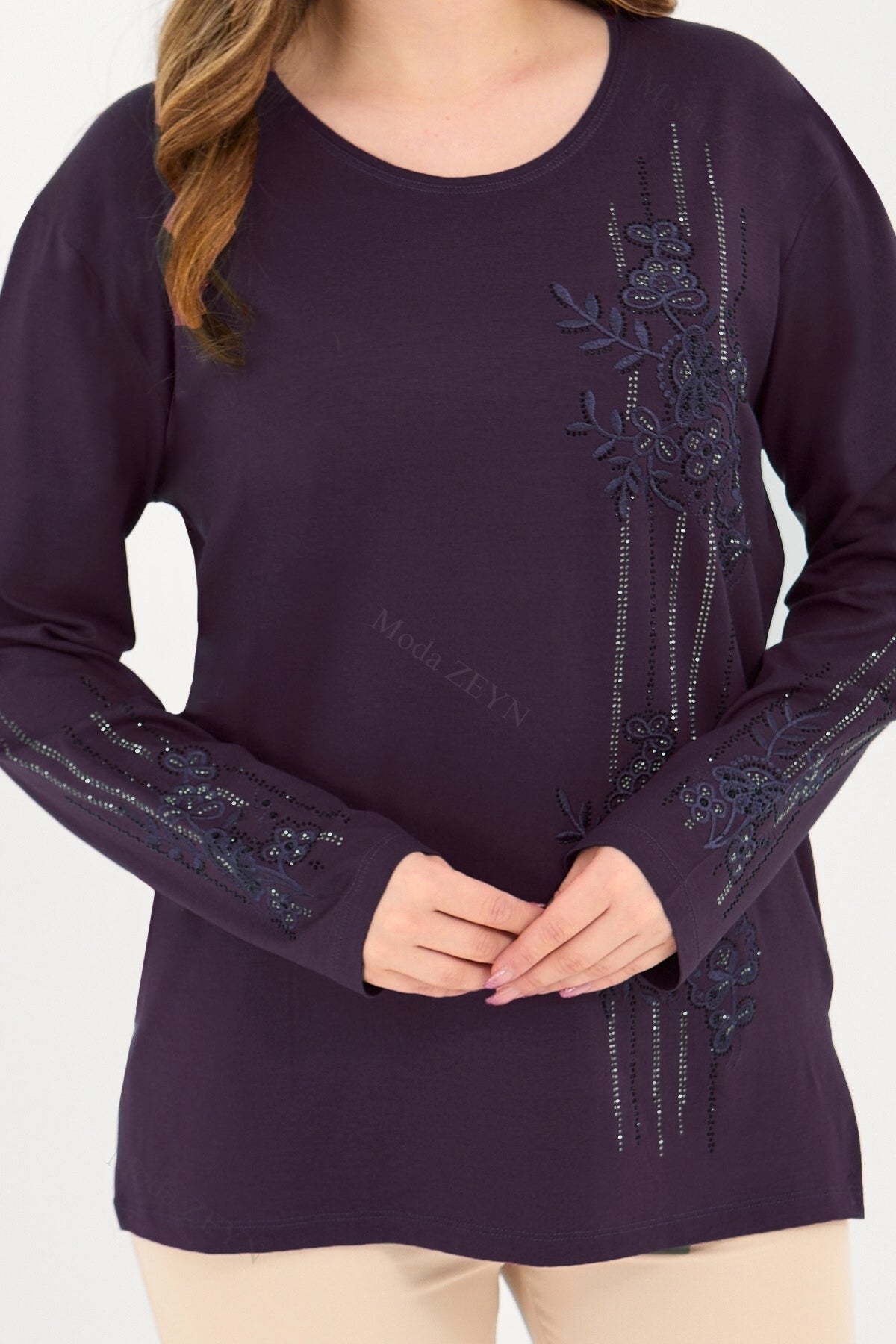 Kadın Şerit Desen Taşlı Işlemeli Yırtmaçlı Likralı Viskon Anne Penye Bluz