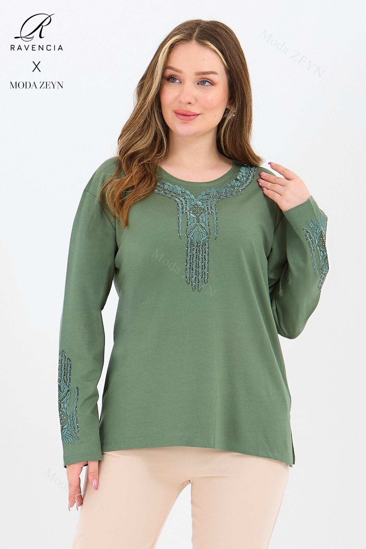 Kadın Orta Yaş Ve Üzeri Viskon Madolyon Desen Taşlı Işlemeli Likralı Anne Penye Bluz