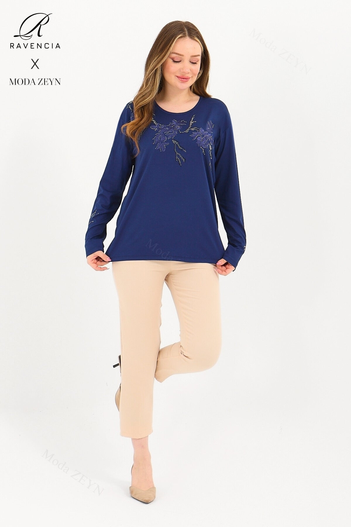 Kadın Orta Yaş Ve Üzeri Viskon Ağaç Desen Taşlı Işlemeli Likralı Anne Penye Bluz