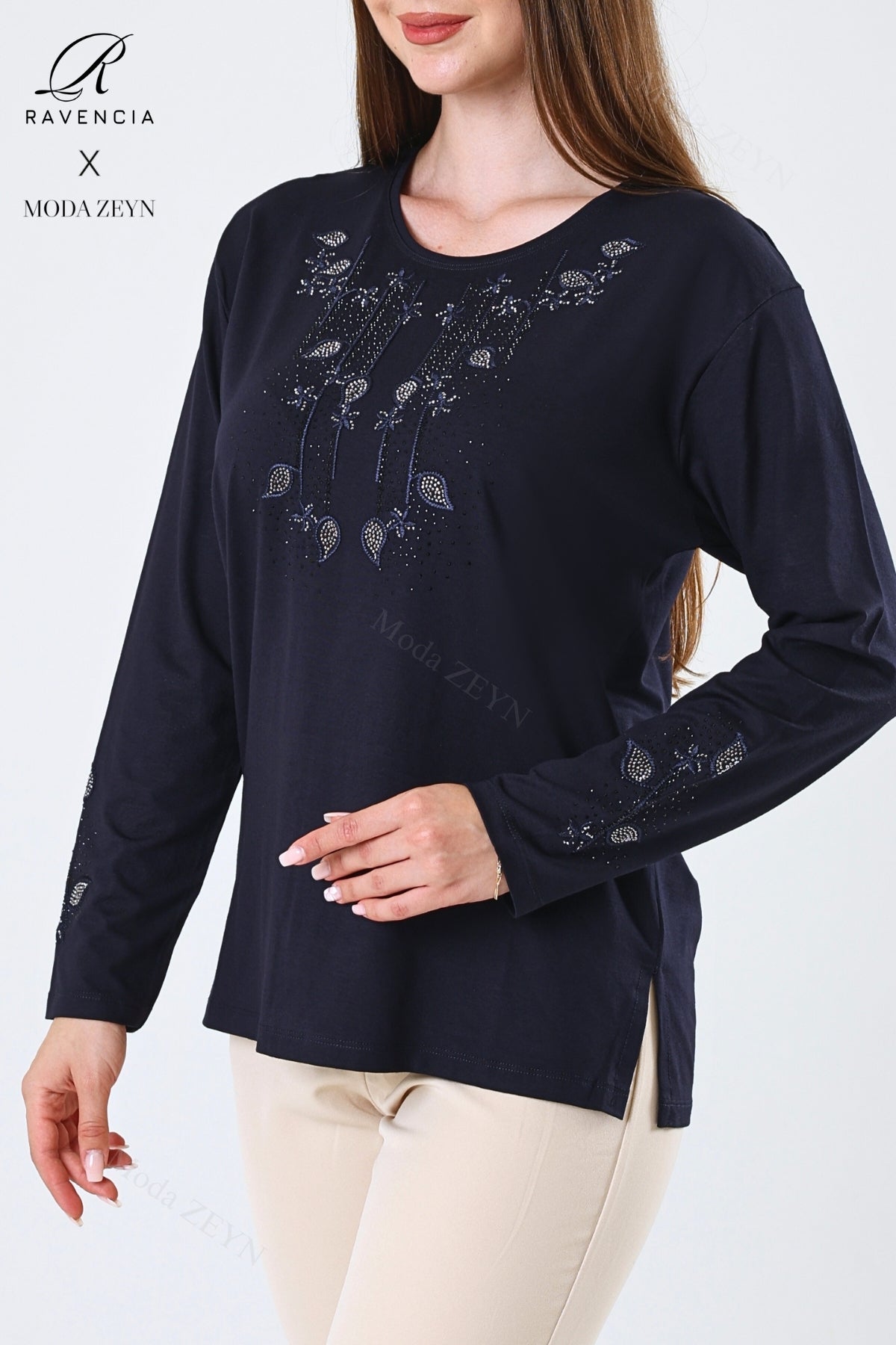 Kadın Çift Damla Dal Desenli Taşlı Işlemeli Yırtmaçlı Likralı Viskon Anne Penye Bluz