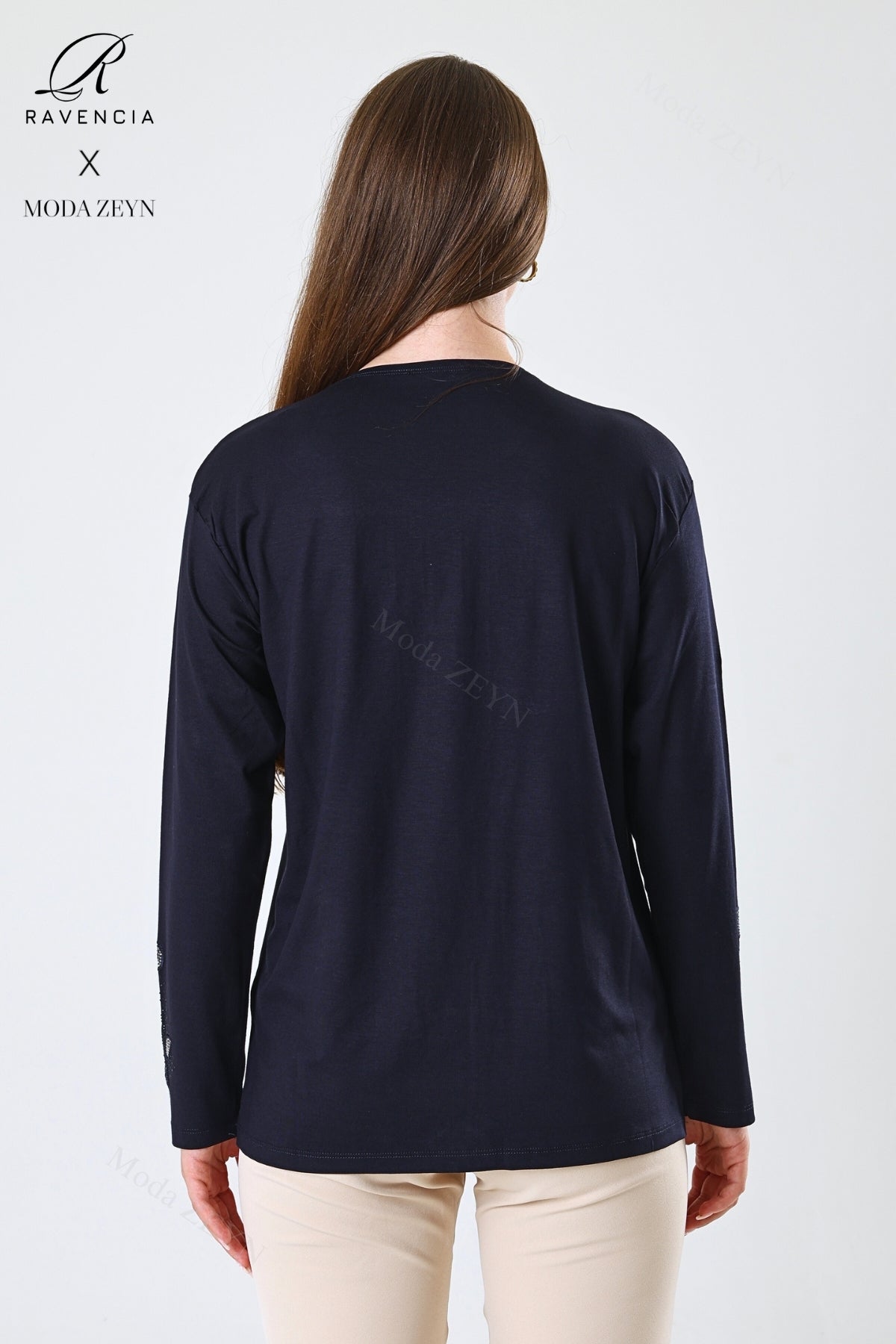 Kadın Çift Damla Dal Desenli Taşlı Işlemeli Yırtmaçlı Likralı Viskon Anne Penye Bluz