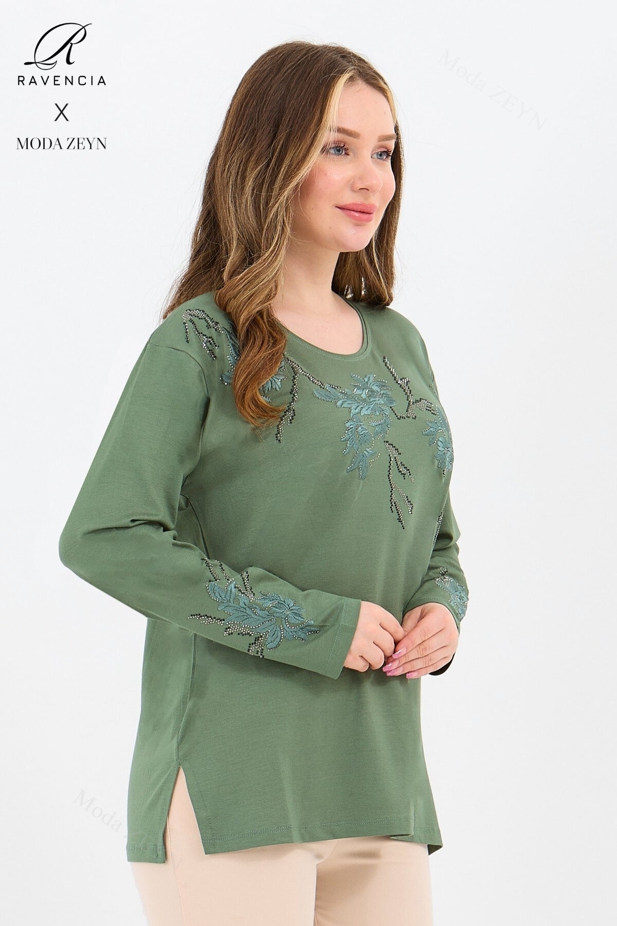 Kadın Orta Yaş Ve Üzeri Viskon Ağaç Desen Taşlı Işlemeli Likralı Anne Penye Bluz