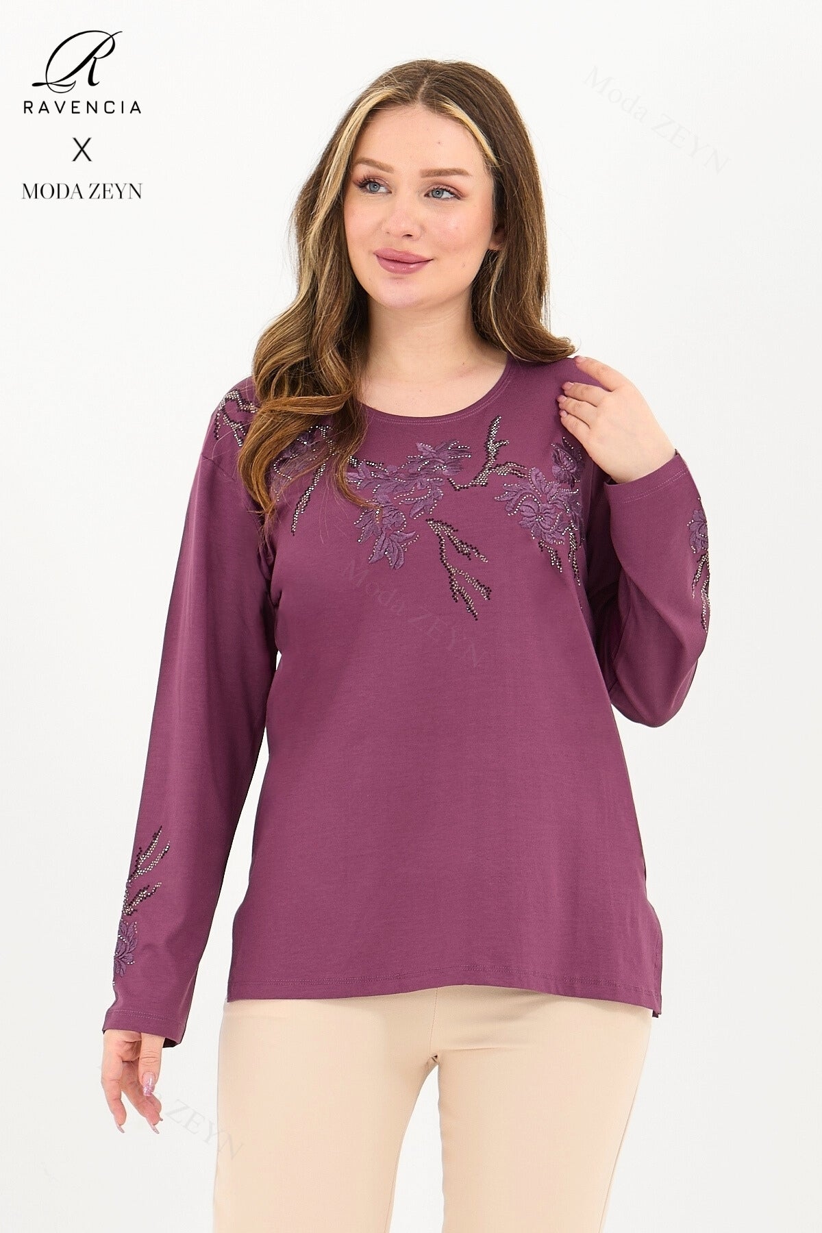 Kadın Orta Yaş Ve Üzeri Viskon Ağaç Desen Taşlı Işlemeli Likralı Anne Penye Bluz