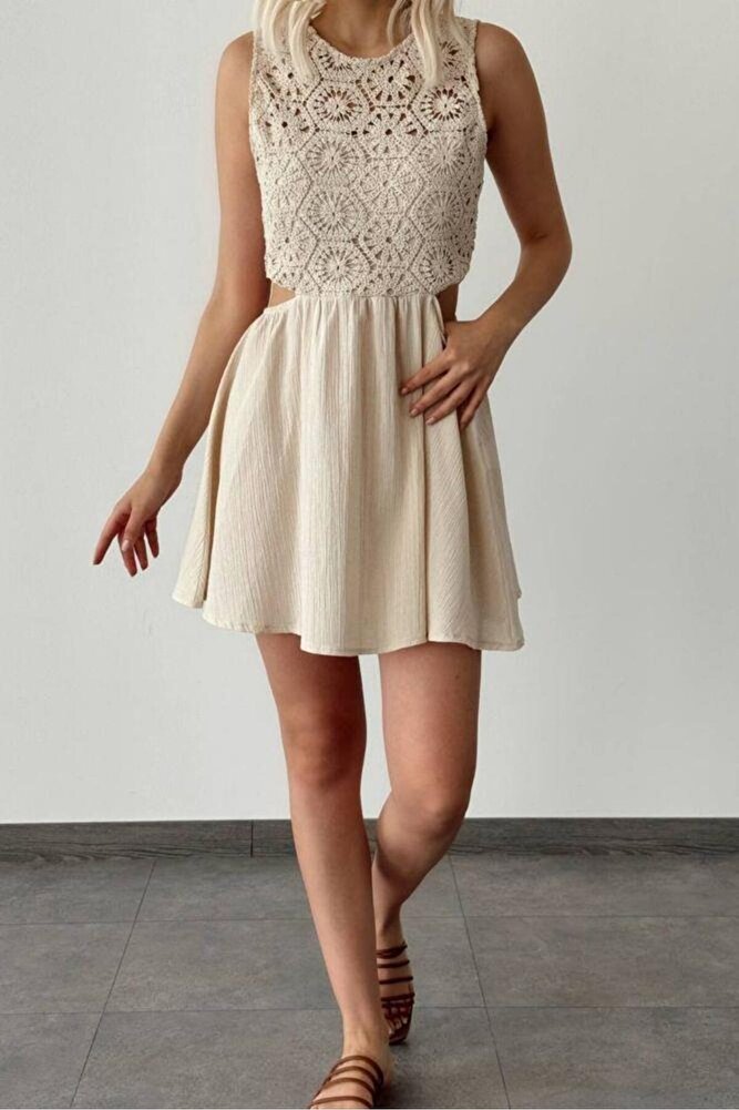 Kadın Cut-Out Ajurlu Fermuarlı %100 Pamuk Krem Elbise