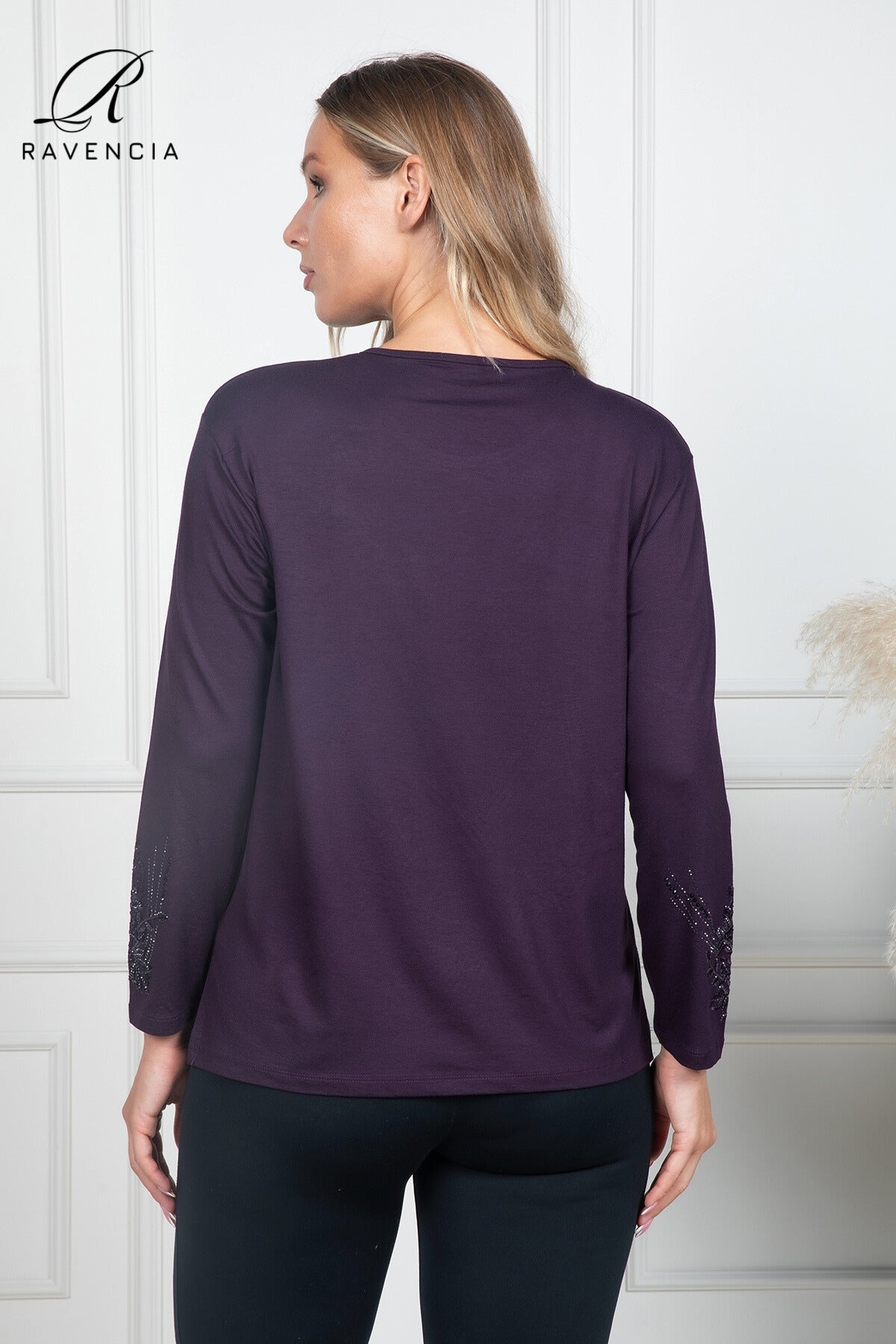 Kadın Orta Yaş Ve Üzeri Kaplama Çiçek Desenli Taşlı Işlemeli Likralı Anne Penye Bluz