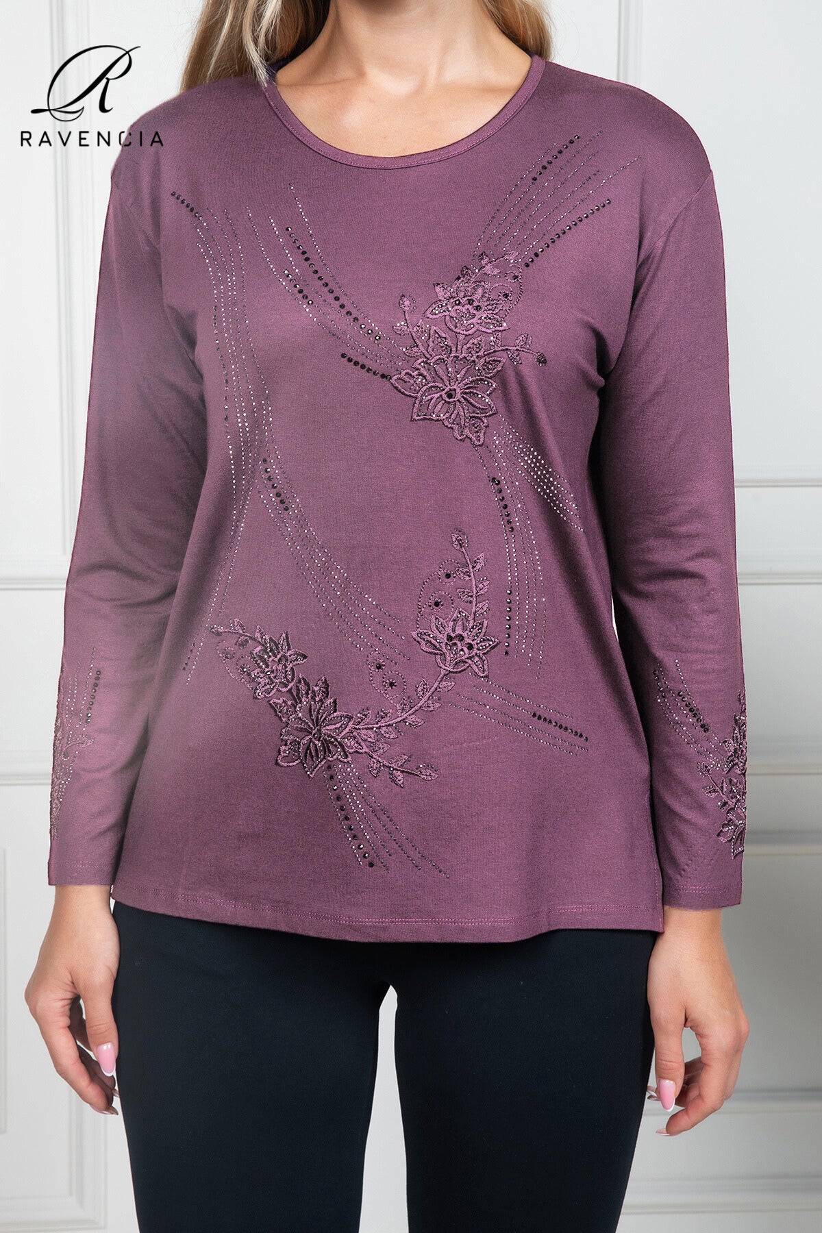 Kadın Orta Yaş Ve Üzeri Kaplama Çiçek Desenli Taşlı Işlemeli Likralı Anne Penye Bluz