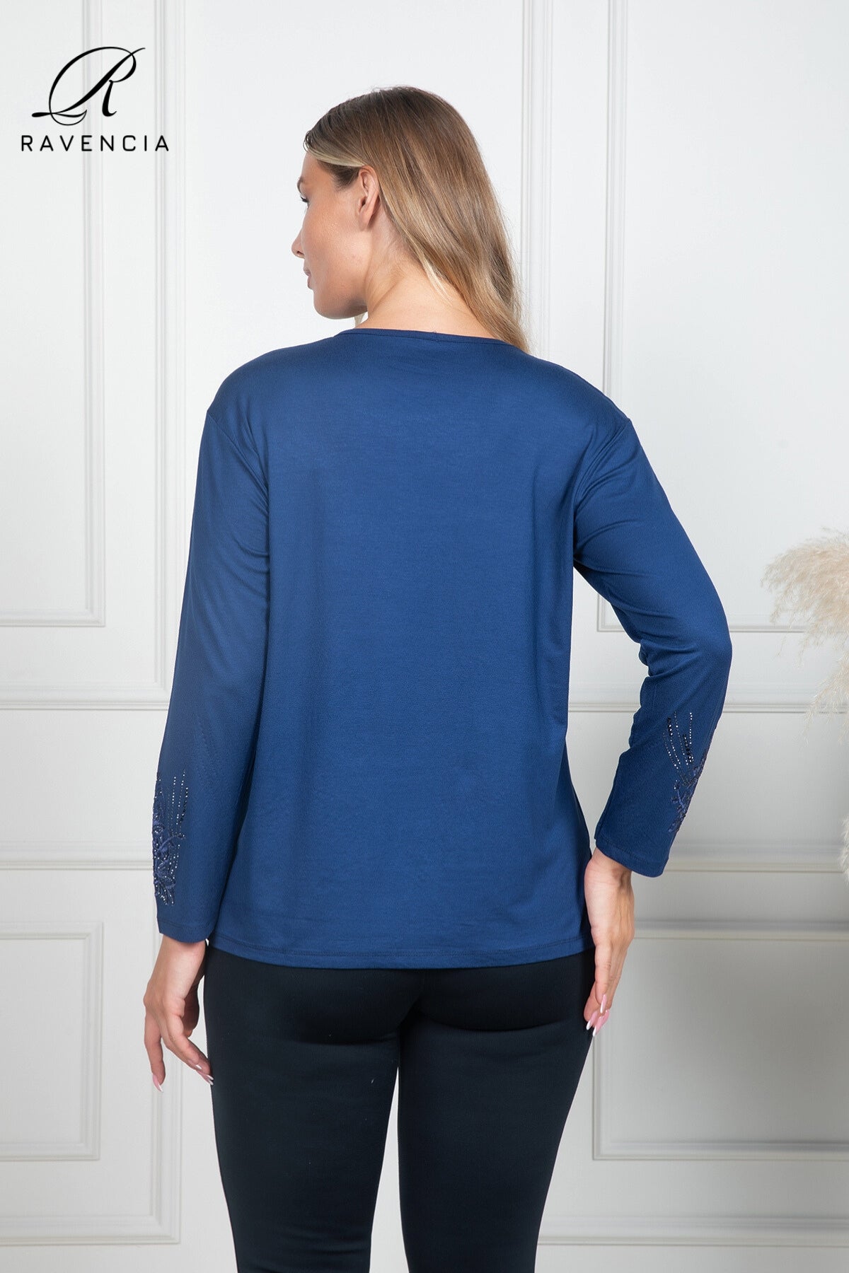 Kadın Orta Yaş Ve Üzeri Kaplama Çiçek Desenli Taşlı Işlemeli Likralı Anne Penye Bluz