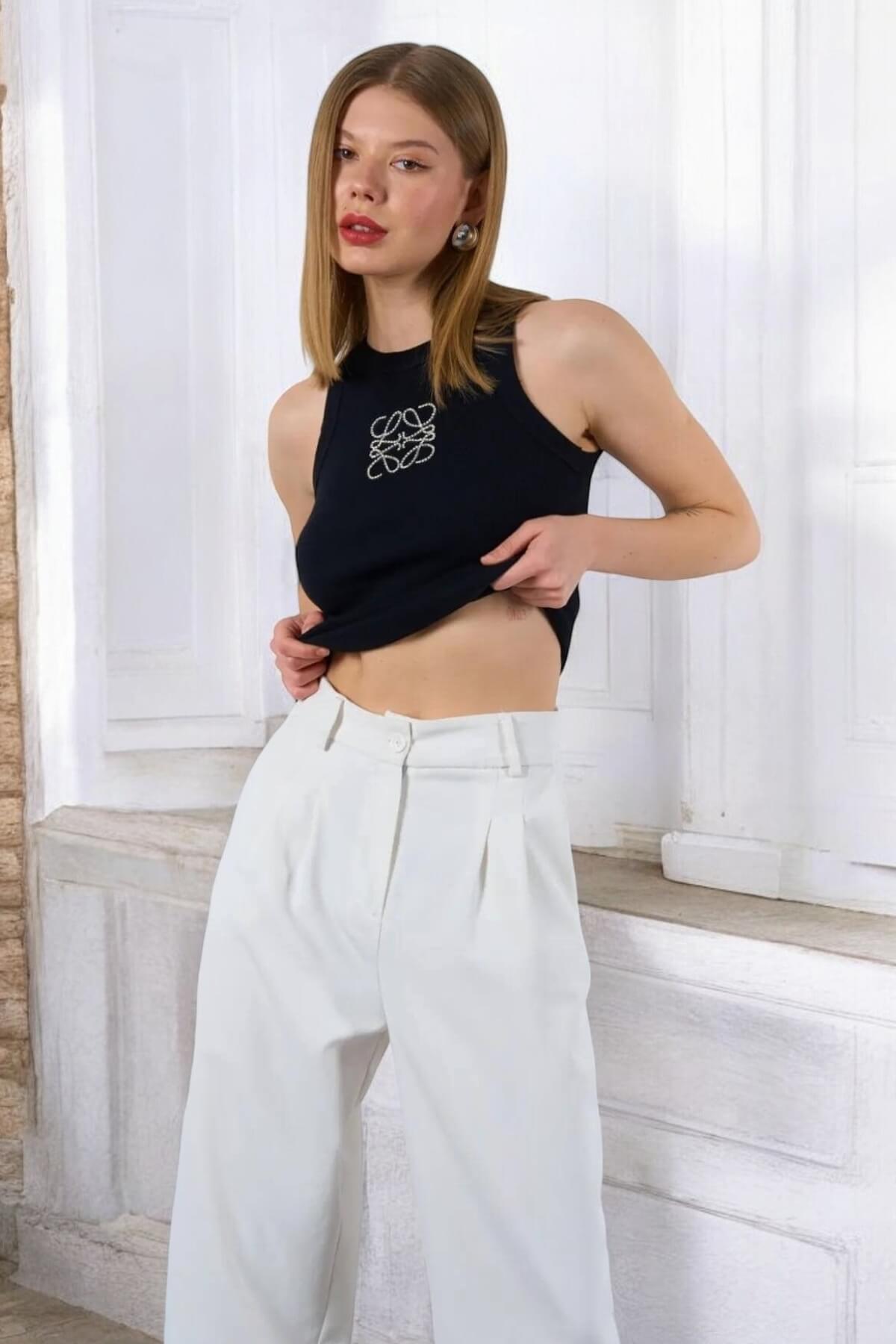 Kadın Fitilli Halter Yaka Zincirli Atlet