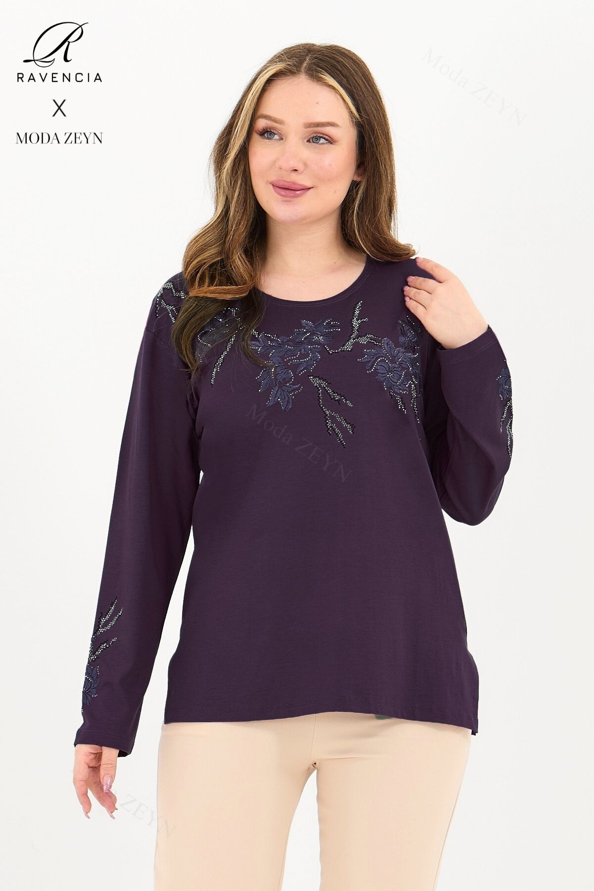 Kadın Orta Yaş Ve Üzeri Viskon Ağaç Desen Taşlı Işlemeli Likralı Anne Penye Bluz