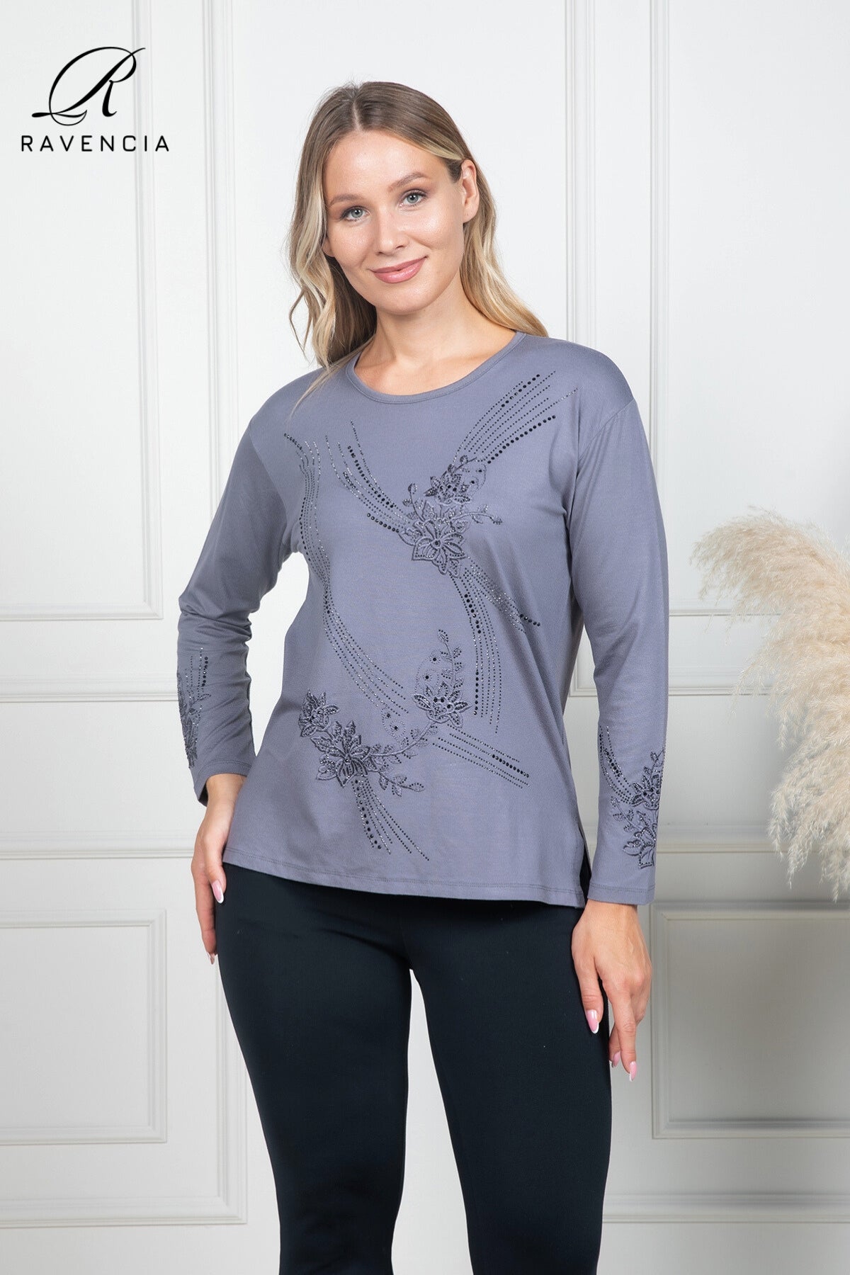 Kadın Orta Yaş Ve Üzeri Kaplama Çiçek Desenli Taşlı Işlemeli Likralı Anne Penye Bluz