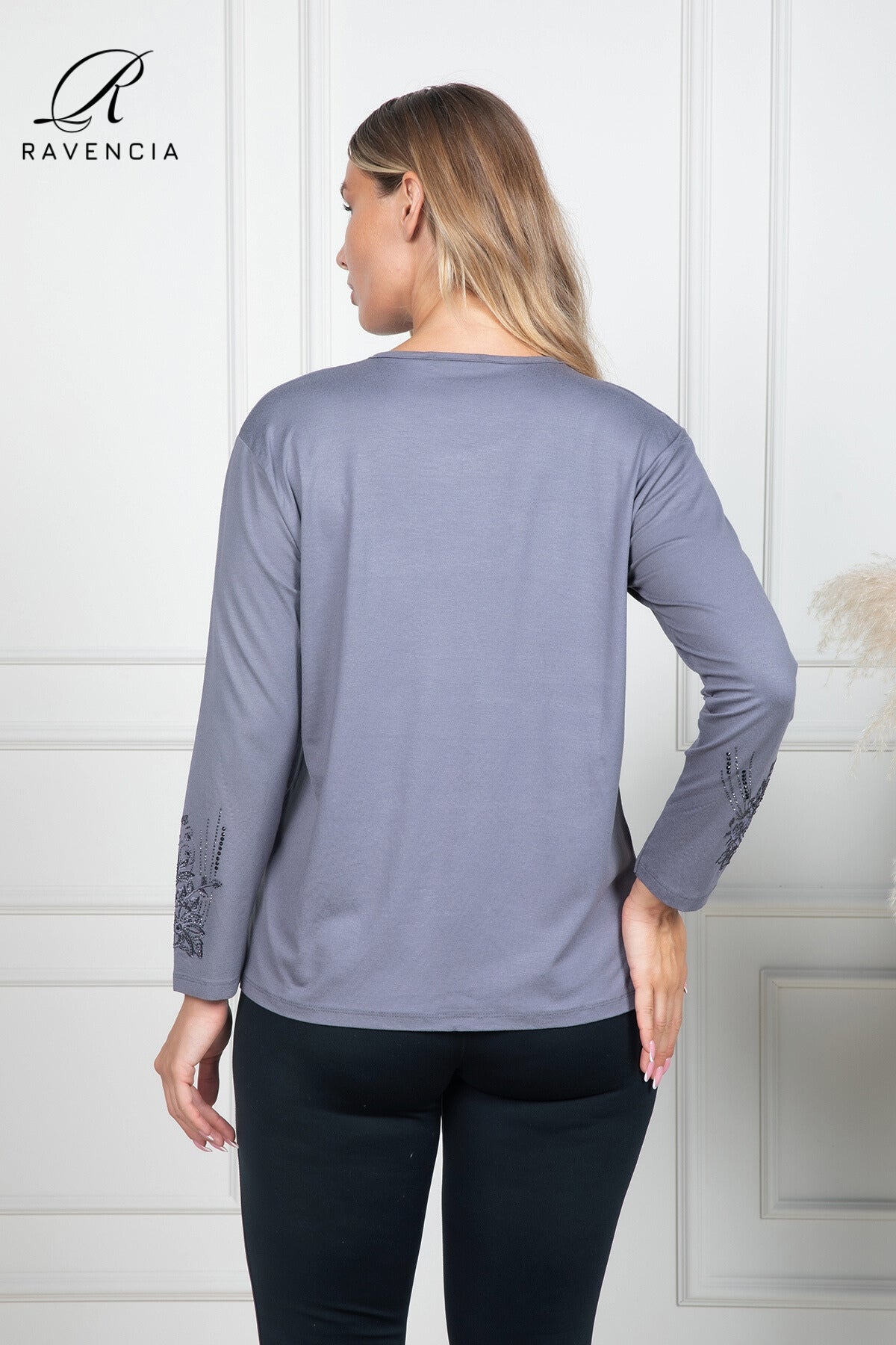 Kadın Orta Yaş Ve Üzeri Kaplama Çiçek Desenli Taşlı Işlemeli Likralı Anne Penye Bluz