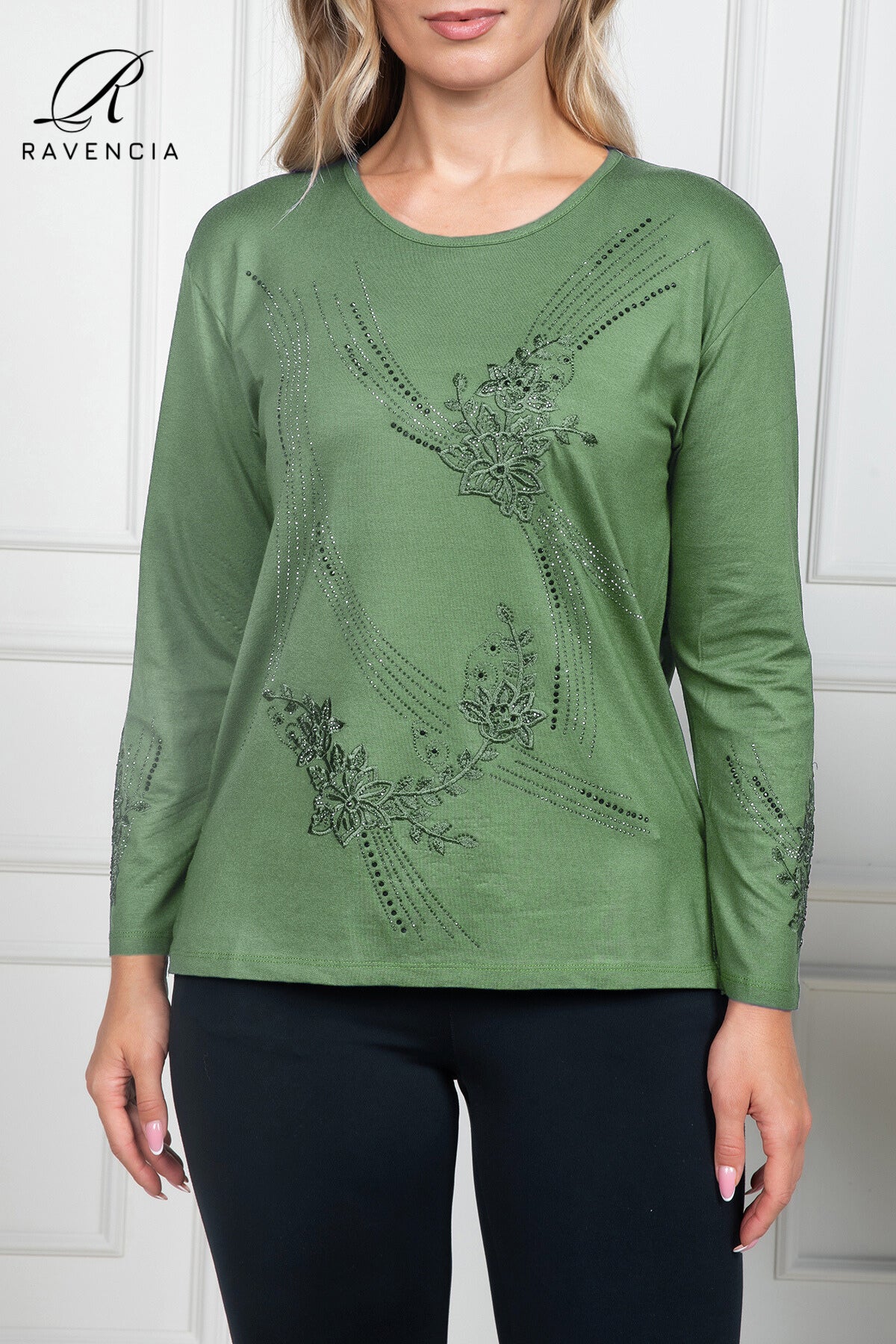 Kadın Orta Yaş Ve Üzeri Kaplama Çiçek Desenli Taşlı Işlemeli Likralı Anne Penye Bluz