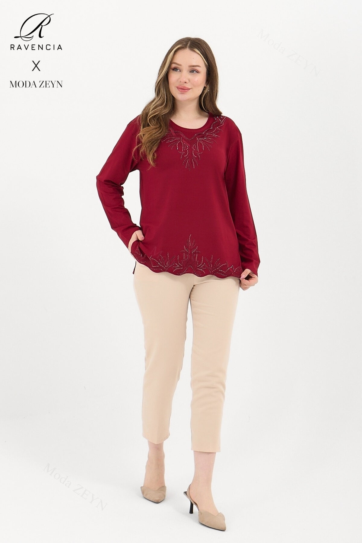 Kadın Orta Yaş Ve Üzeri Viskon Yaka Etek Taşlı Işlemeli Likralı Koyu Kahverengi Anne Penye Bluz