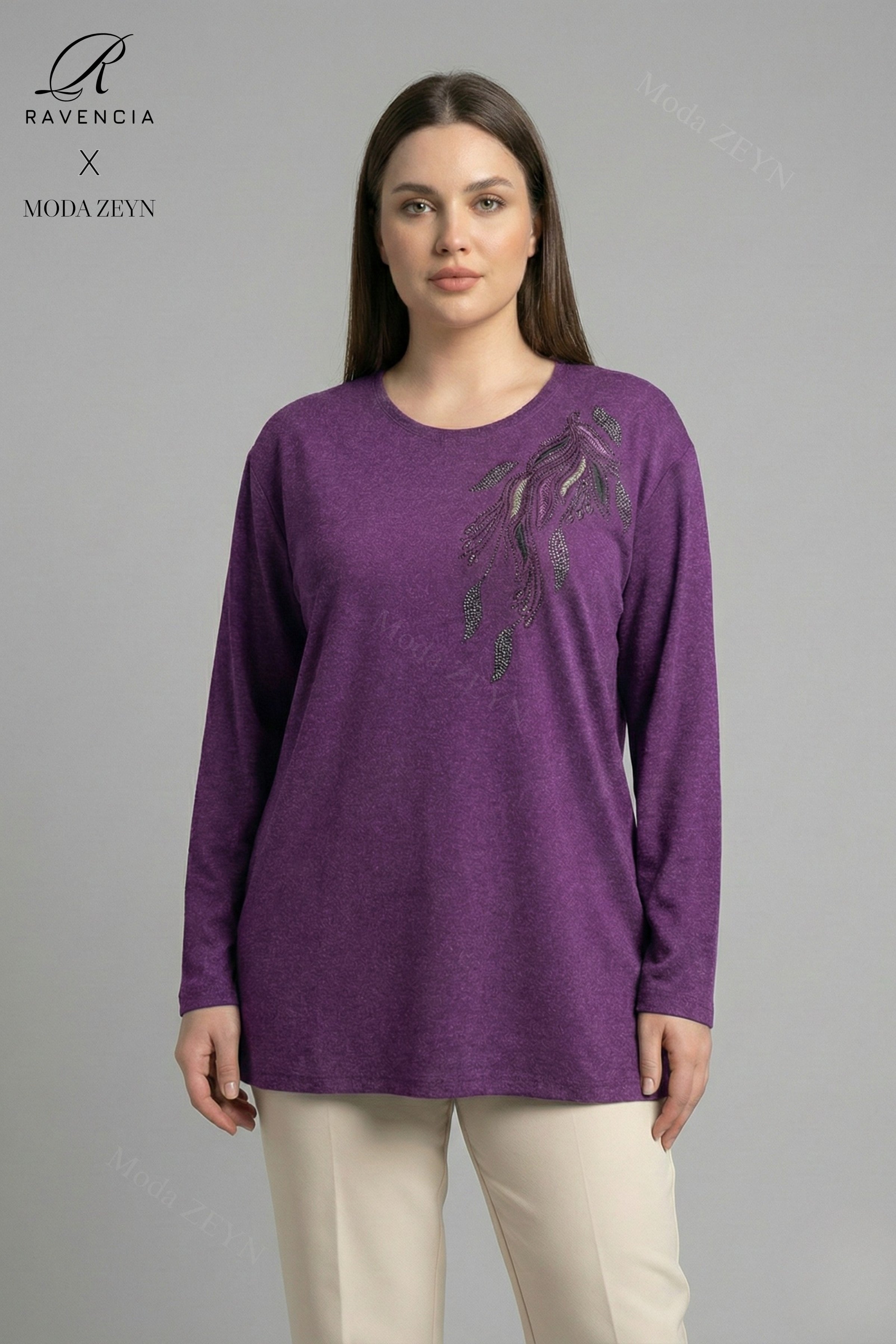 Kadın Büyük Beden Renkli Yaprak Desenli Taşlı Likralı Yırtmaçlı Yün Viskon Anne Penye Bluz