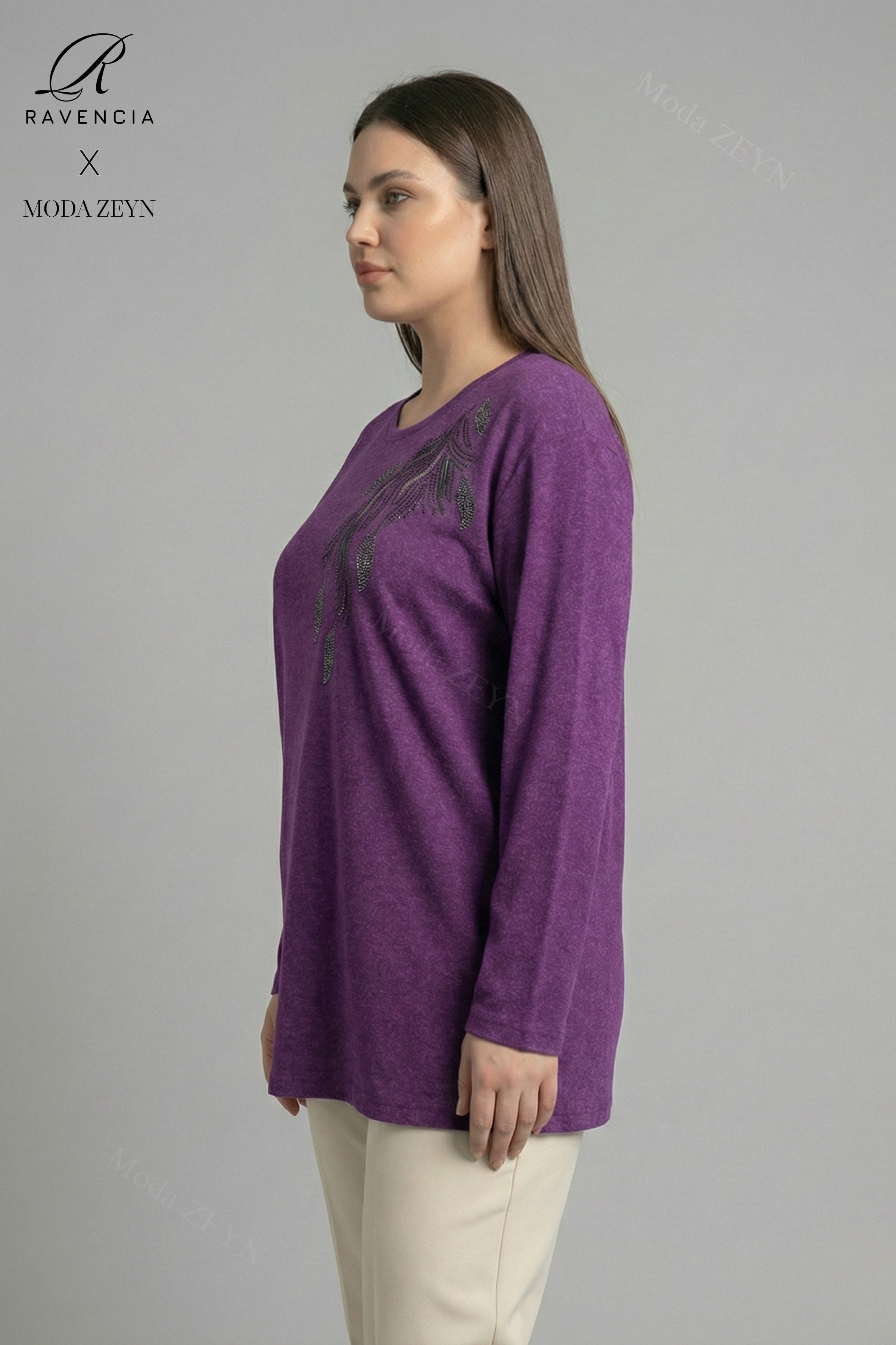 Kadın Büyük Beden Renkli Yaprak Desenli Taşlı Likralı Yırtmaçlı Yün Viskon Anne Penye Bluz