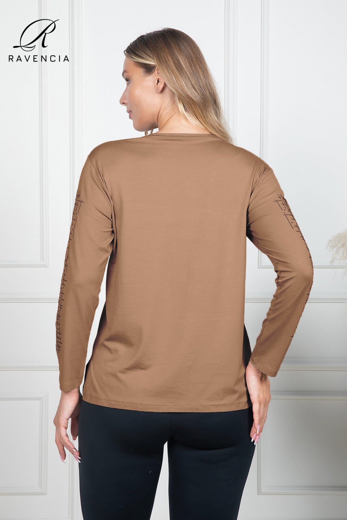 Kadın Orta Yaş Ve Üzeri Viskon Kumaş Çiçek Desenli Taşlı Işlemeli Likralı Bordo Anne Penye Bluz