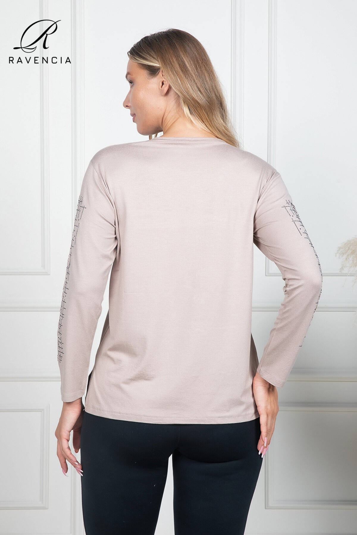 Kadın Orta Yaş Ve Üzeri Viskon Kumaş Çiçek Desenli Taşlı Işlemeli Likralı Bordo Anne Penye Bluz