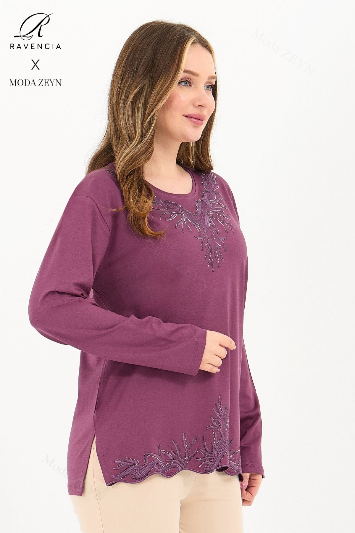 Kadın Orta Yaş Ve Üzeri Viskon Yaka Etek Taşlı Işlemeli Likralı Koyu Kahverengi Anne Penye Bluz