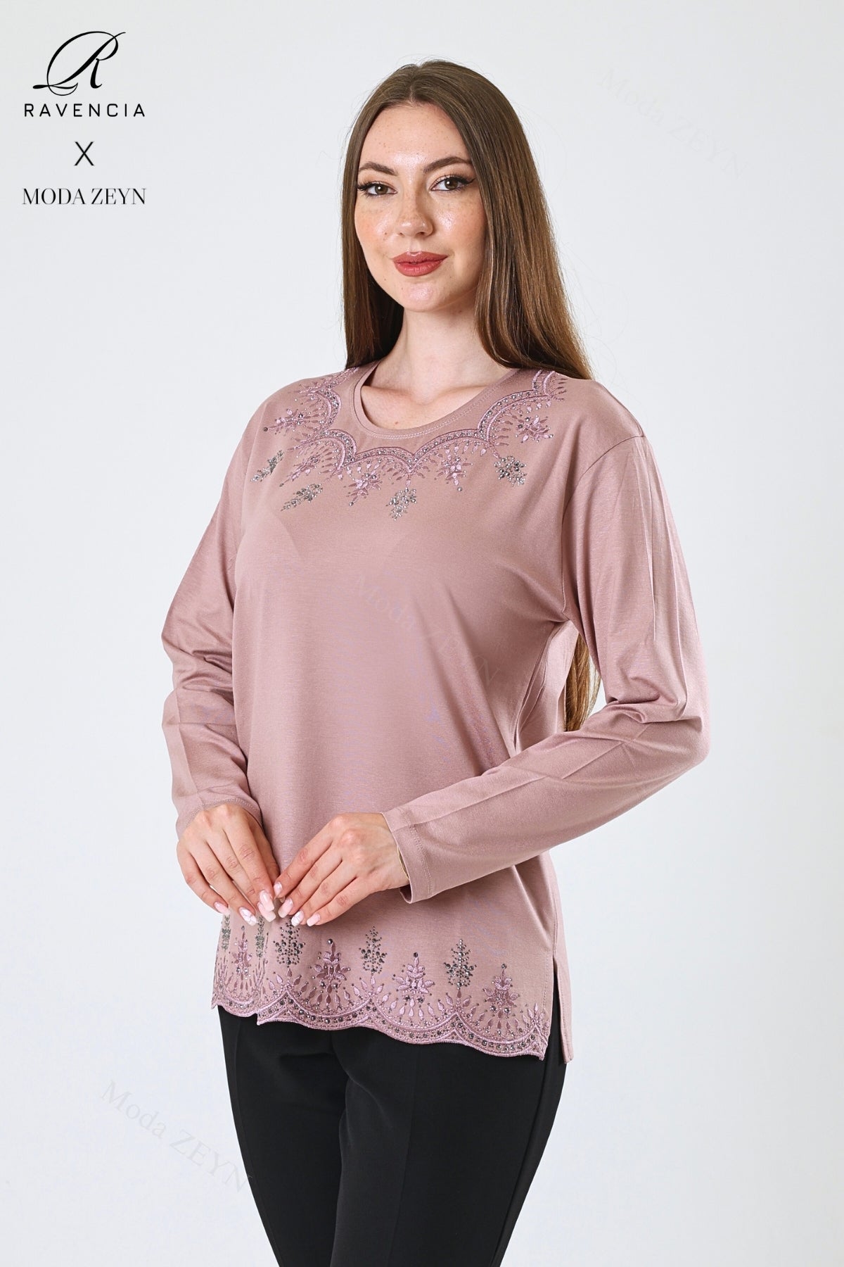 Kadın Yaprak Desenli Eteği Ve Yakası Taşlı Işlemeli Likralı Viskon Anne Penye Bluz