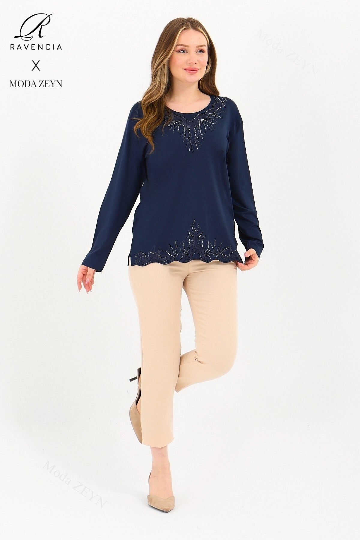 Kadın Orta Yaş Ve Üzeri Viskon Yaka Etek Taşlı Işlemeli Likralı Koyu Kahverengi Anne Penye Bluz