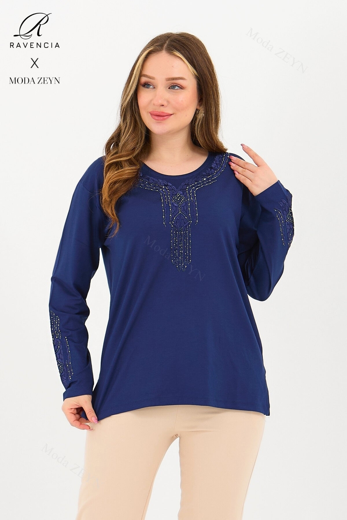 Kadın Orta Yaş Ve Üzeri Viskon Madolyon Desen Taşlı Işlemeli Likralı Anne Penye Bluz