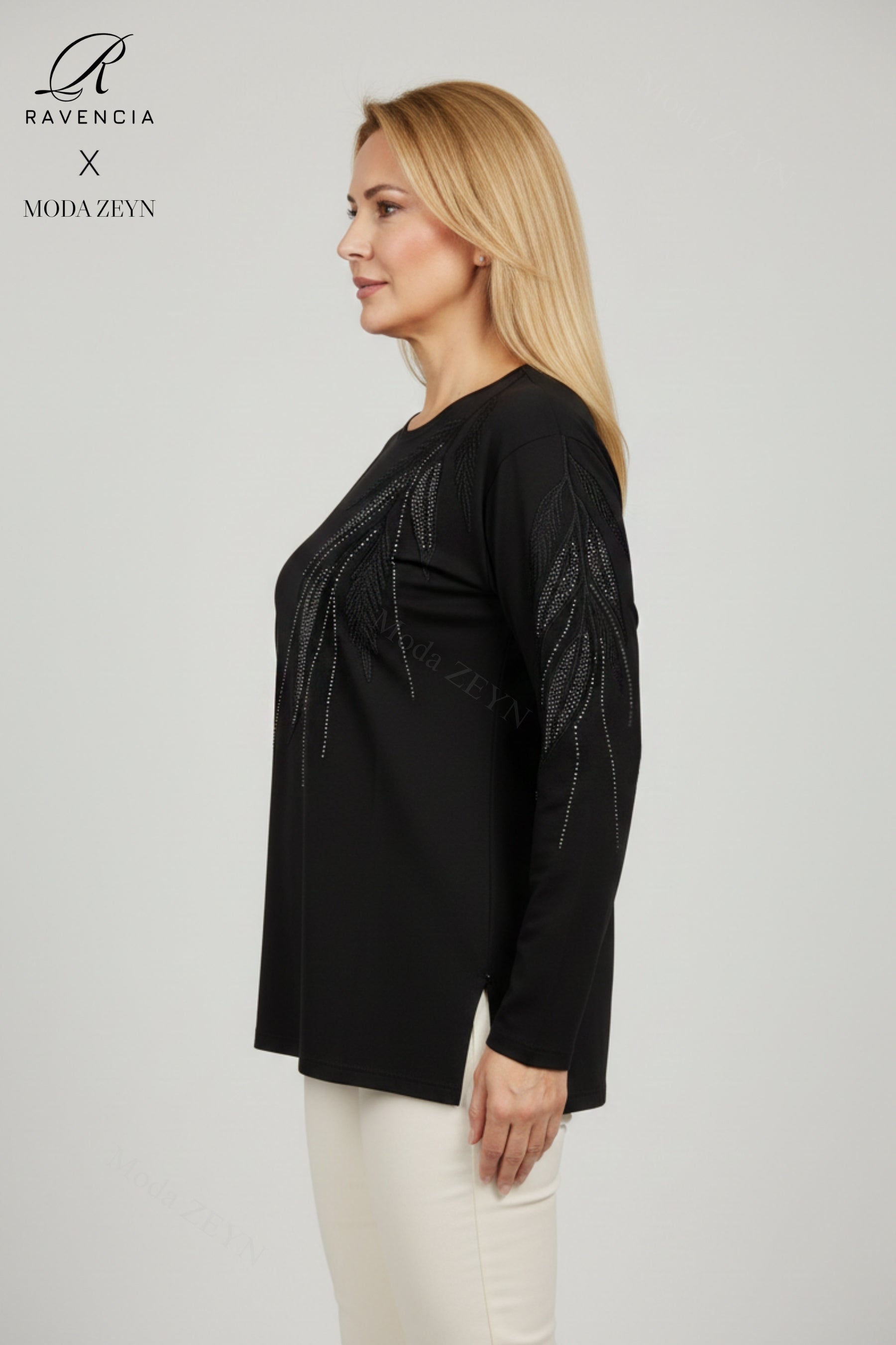 Kadın Yaprak Desenli Taşlı Yırtmaçlı Nakış İşlemeli Likralı Viskon Anne Penye Bluz