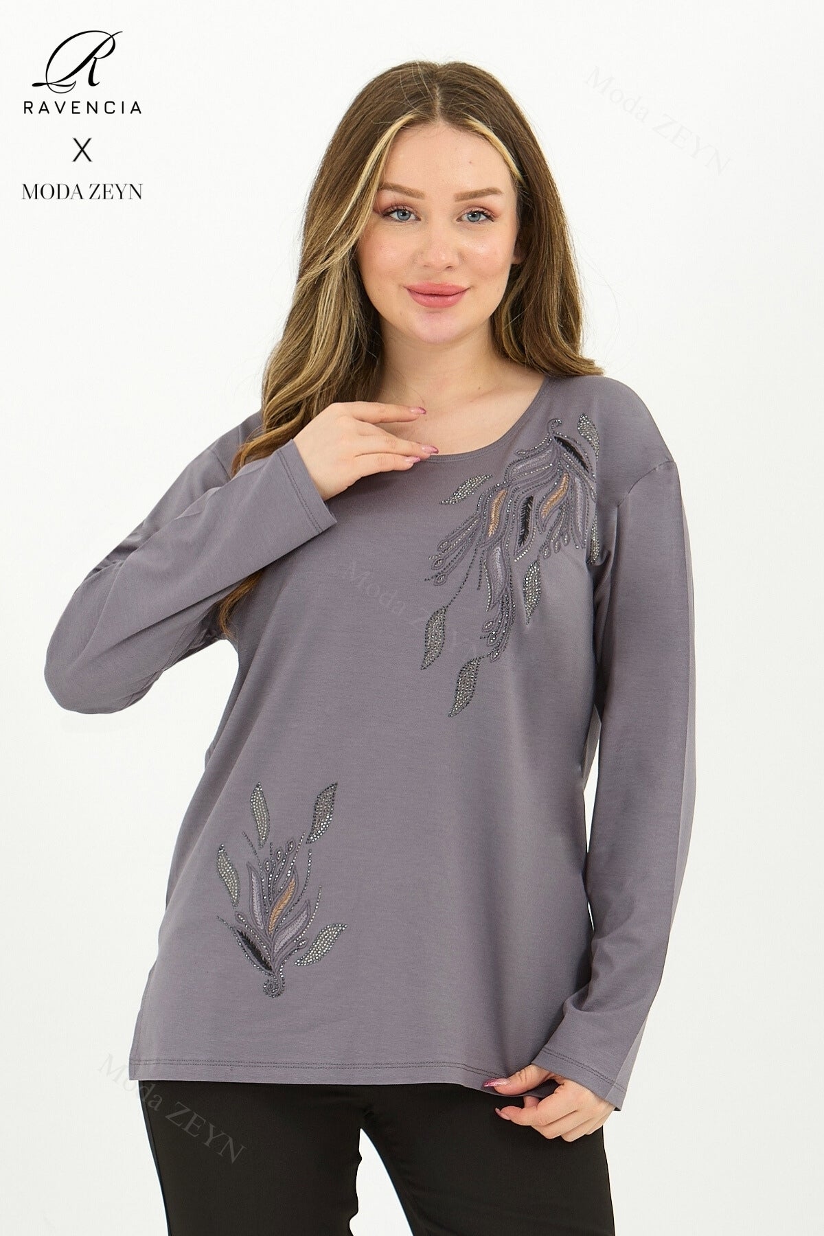 Kadın Viskon Renkli Yaprak Desen Taşlı İşlemeli Likralı Anne Penye Bluz